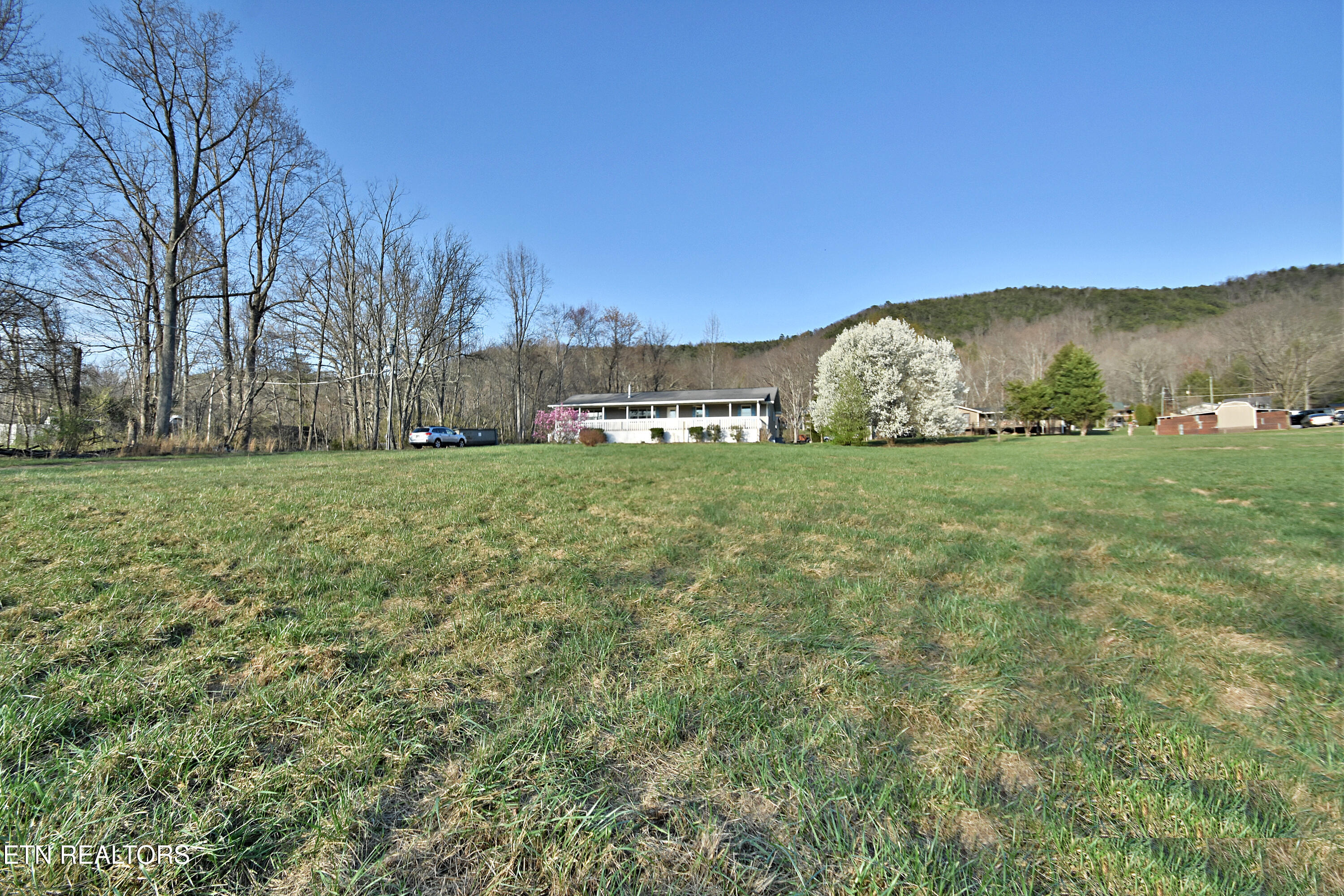 2737 Clabo Road Sevierville TN 37862