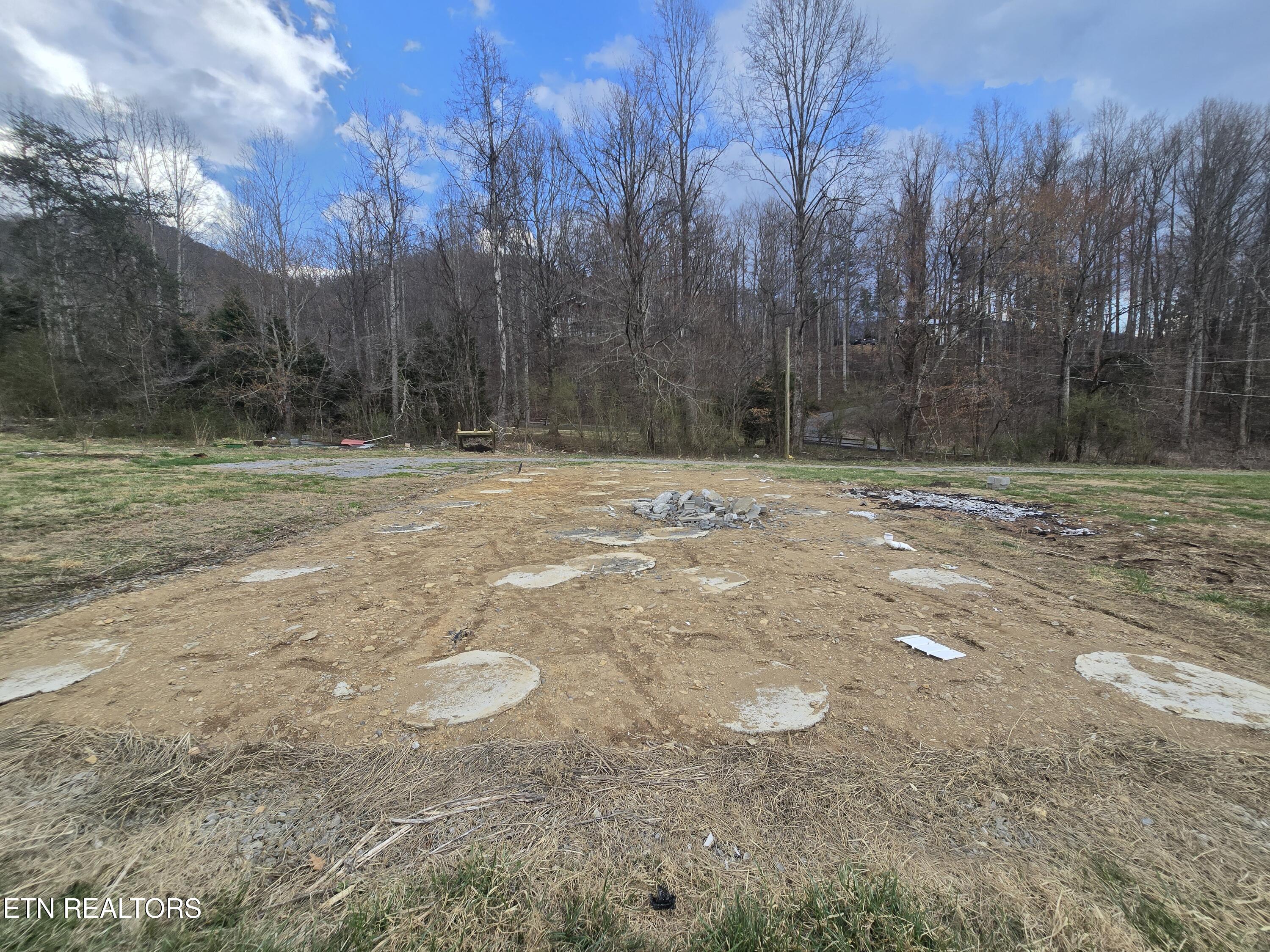2737 Clabo Road Sevierville TN 37862