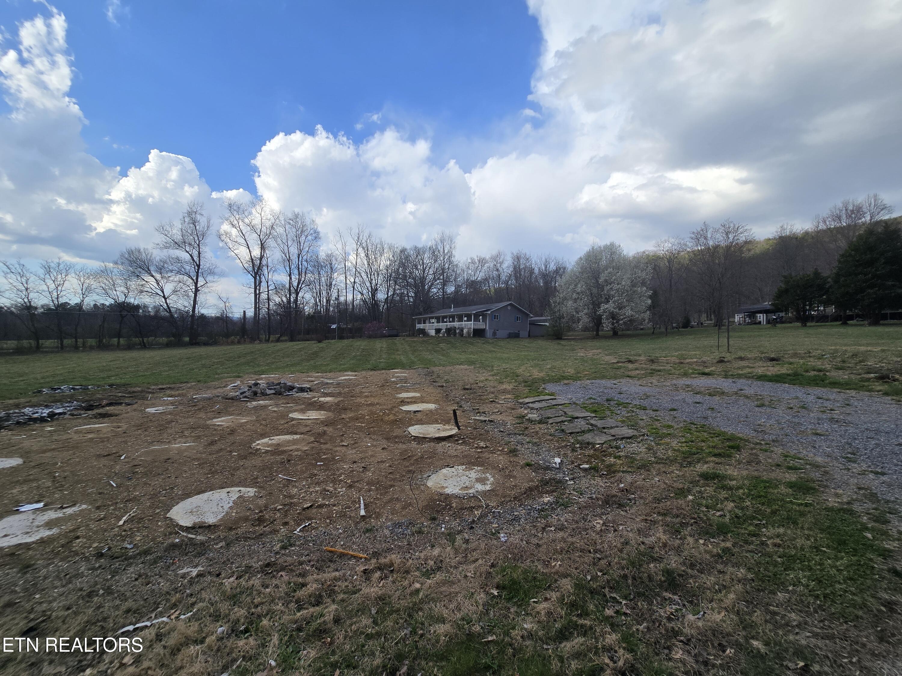 2737 Clabo Road Sevierville TN 37862