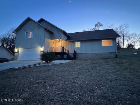 124 Mohawk Trail LaFollette TN 37766