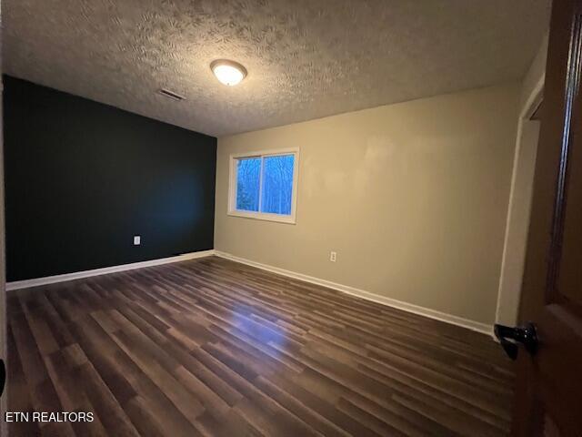 124 Mohawk Trail Lafollette TN 37766