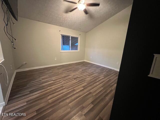 124 Mohawk Trail Lafollette TN 37766