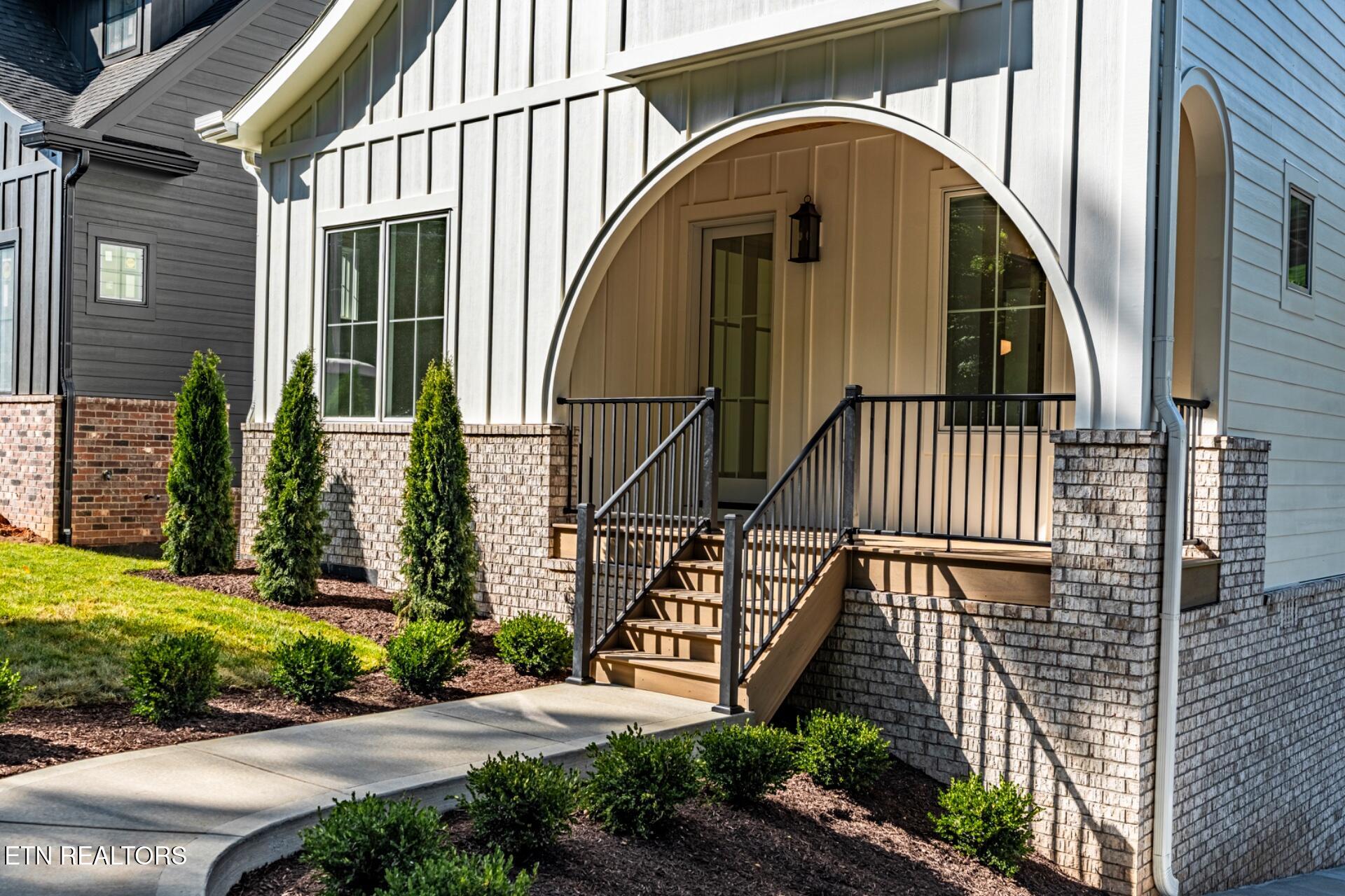 2014 Island Home Avenue Knoxville TN 37920