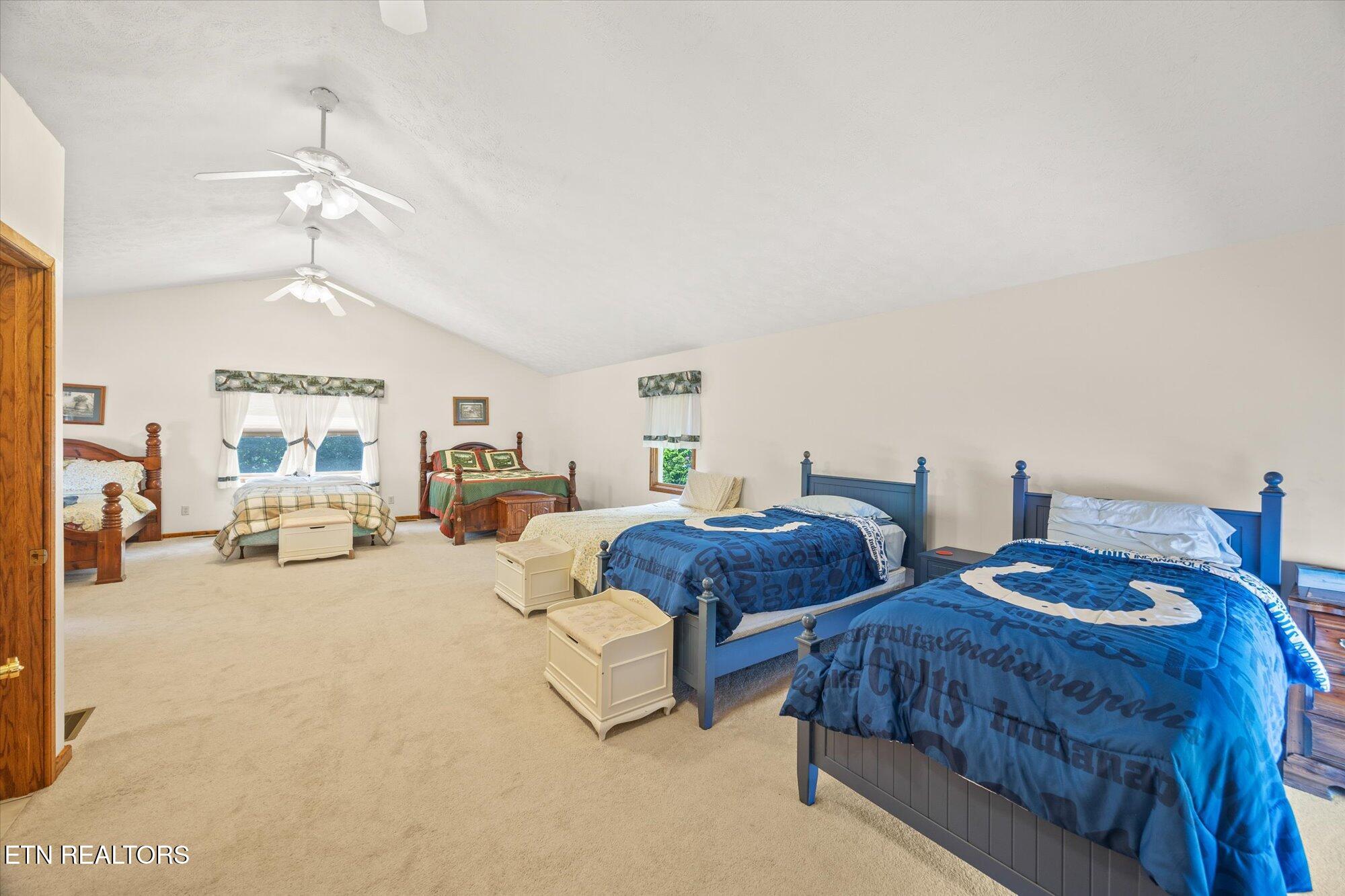 7380 Lillydale Road Byrdstown TN 38549