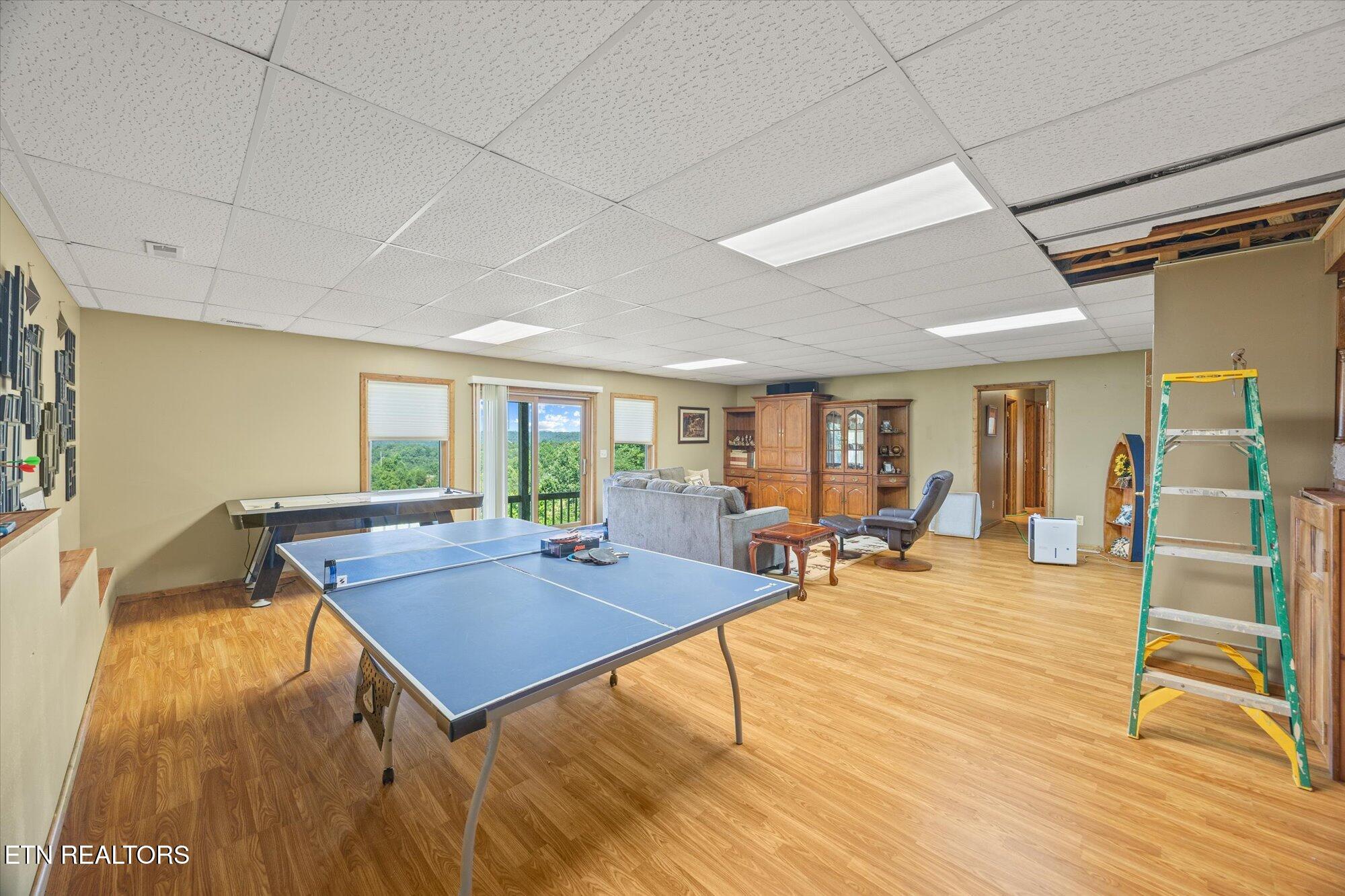 7380 Lillydale Road Byrdstown TN 38549