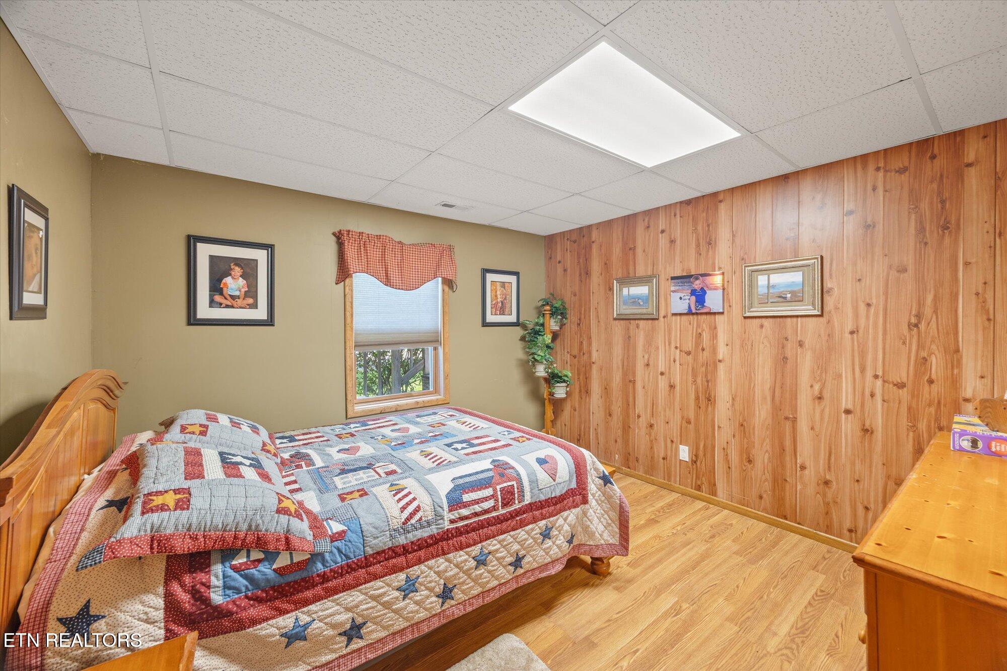 7380 Lillydale Road Byrdstown TN 38549