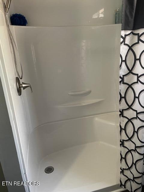 125 Walnut Lane Oneida TN 37841