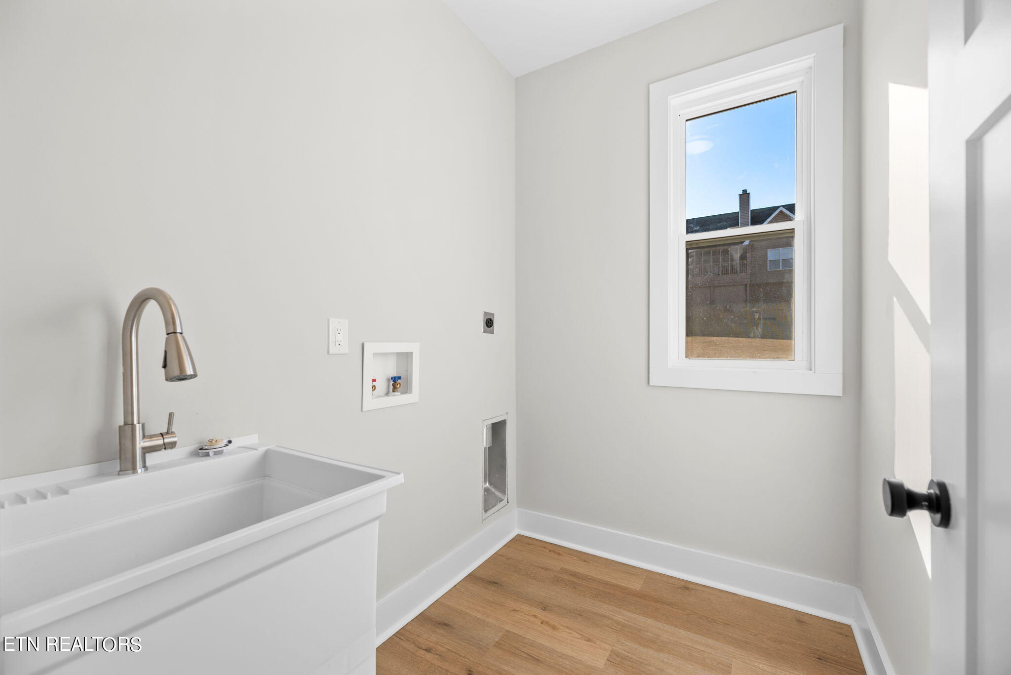 2119 Kings View Loop Seymour TN 37865