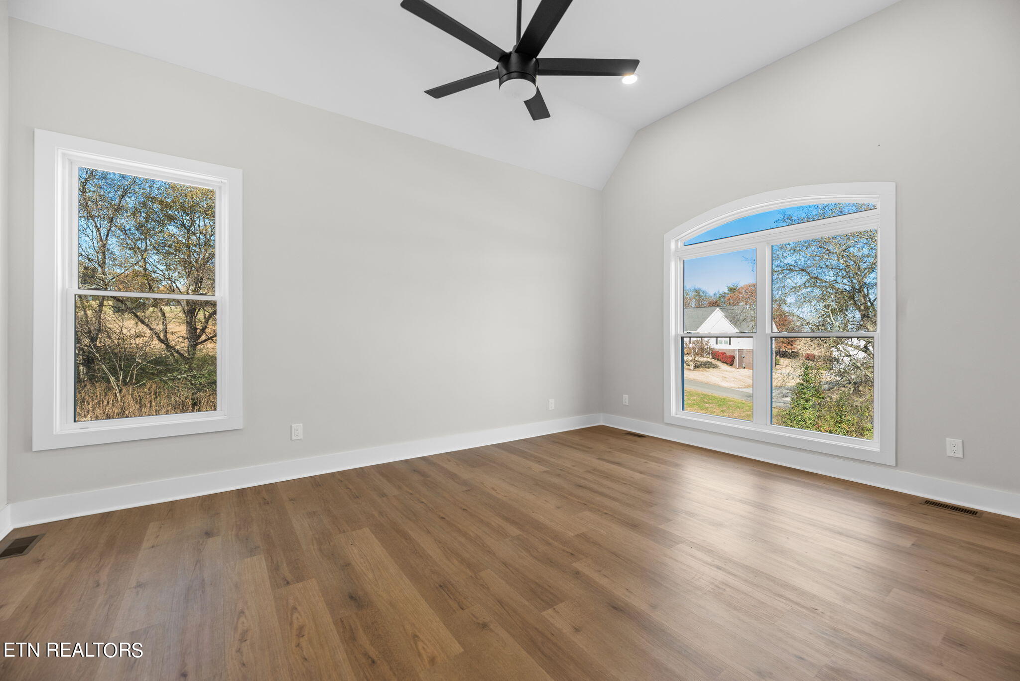 2119 Kings View Loop Seymour TN 37865