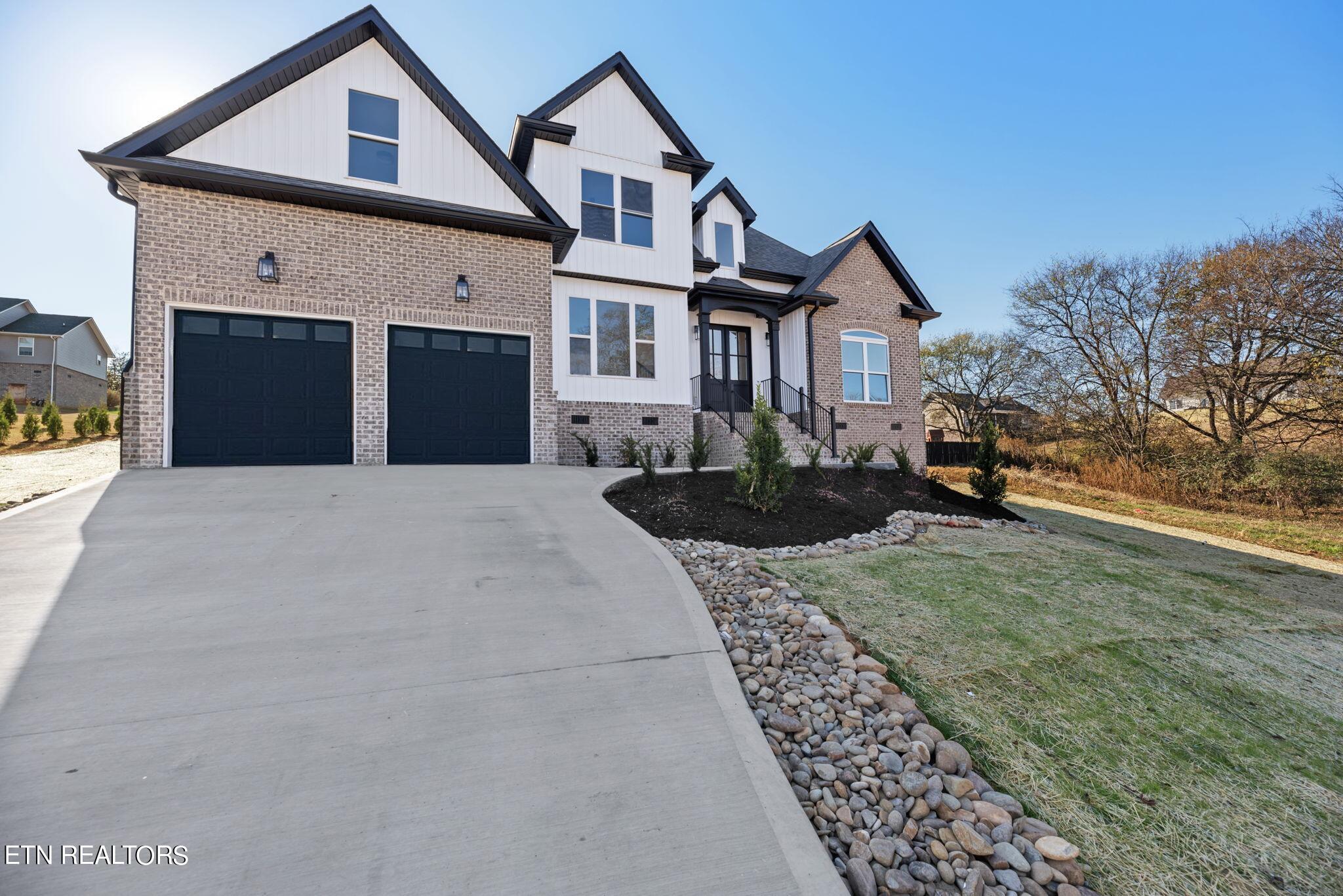 2119 Kings View Loop Seymour TN 37865