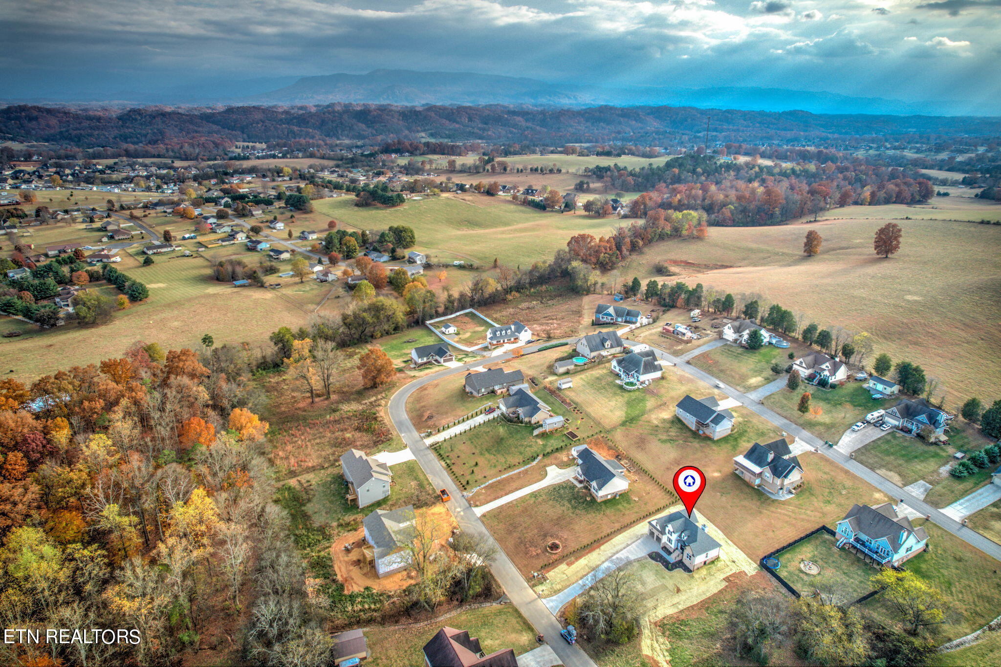 2119 Kings View Loop Seymour TN 37865