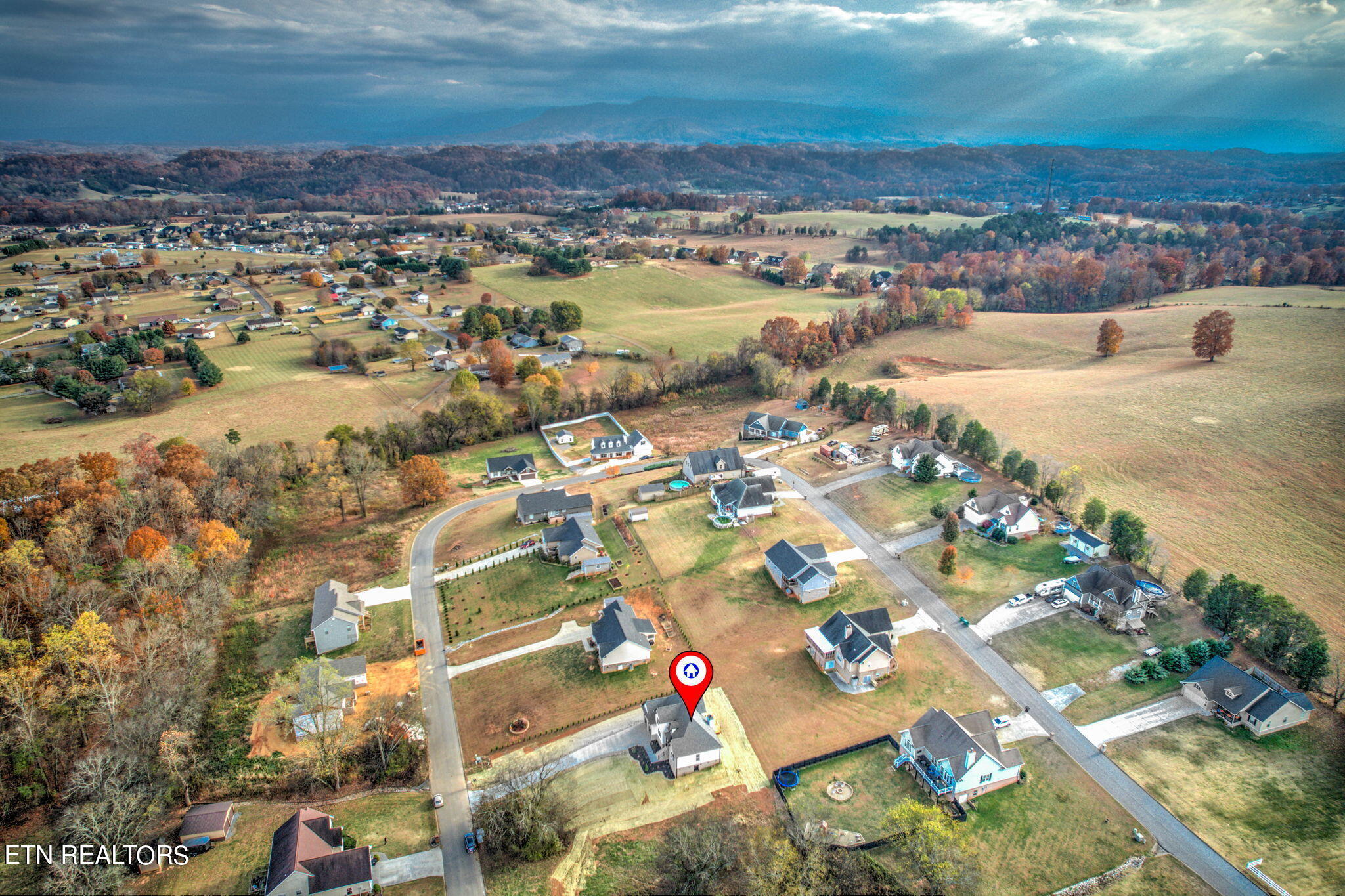 2119 Kings View Loop Seymour TN 37865