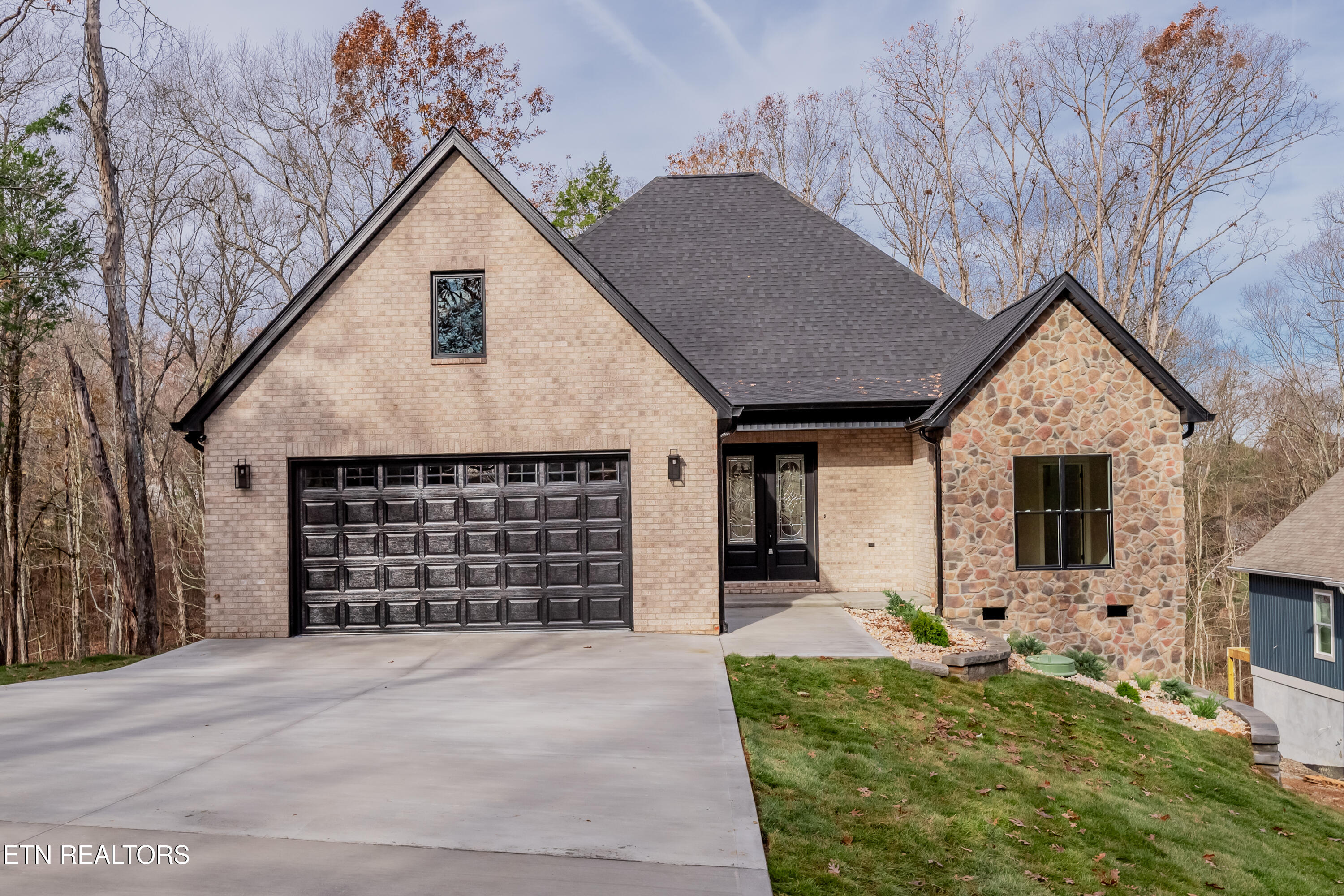 328 Nuhya Lane Loudon TN 37774