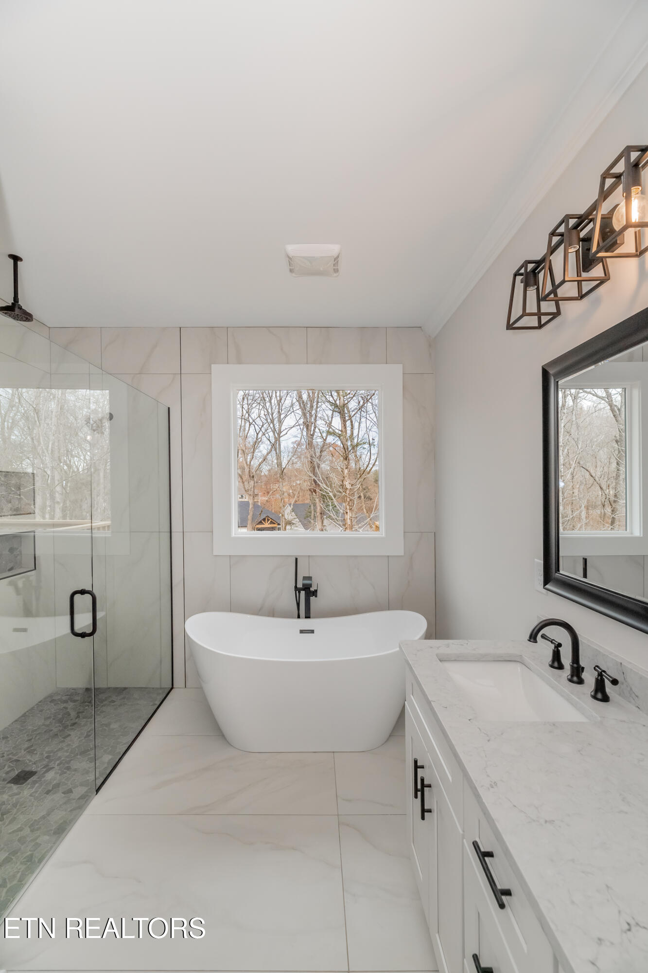 328 Nuhya Lane Loudon TN 37774