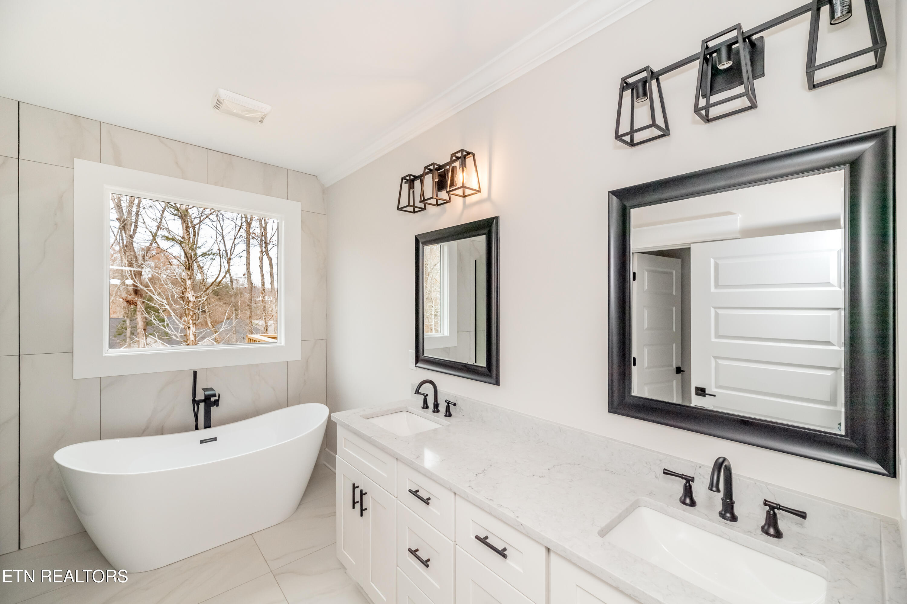 328 Nuhya Lane Loudon TN 37774