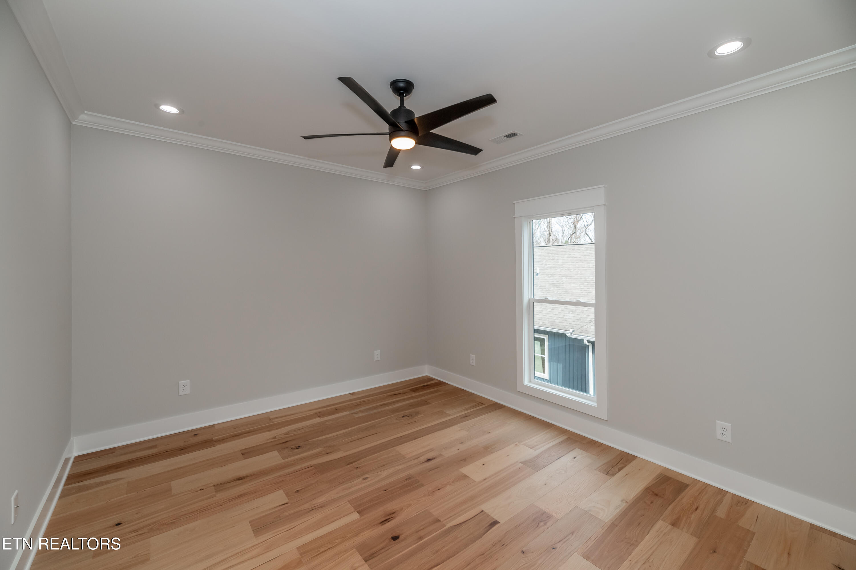 328 Nuhya Lane Loudon TN 37774
