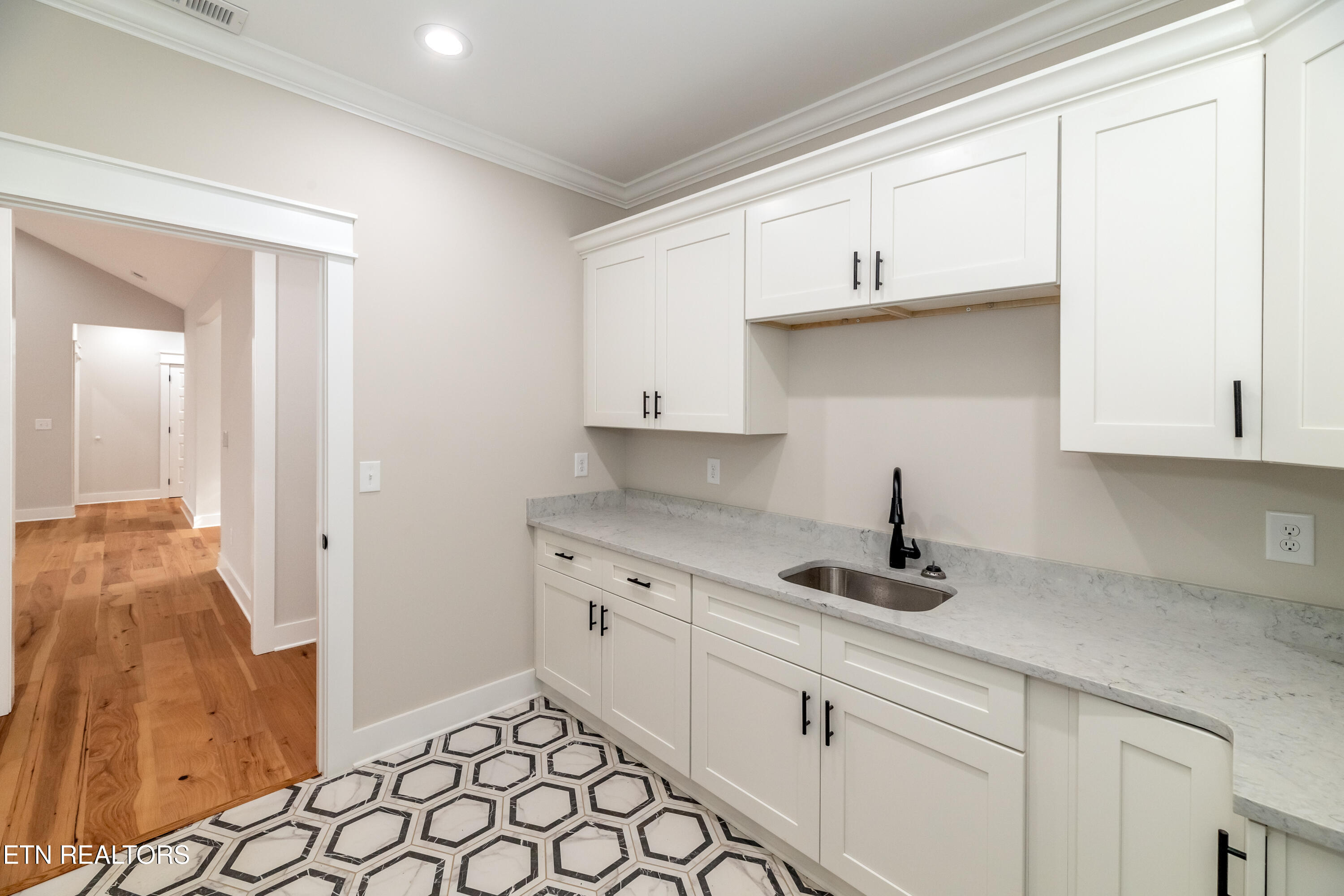 328 Nuhya Lane Loudon TN 37774