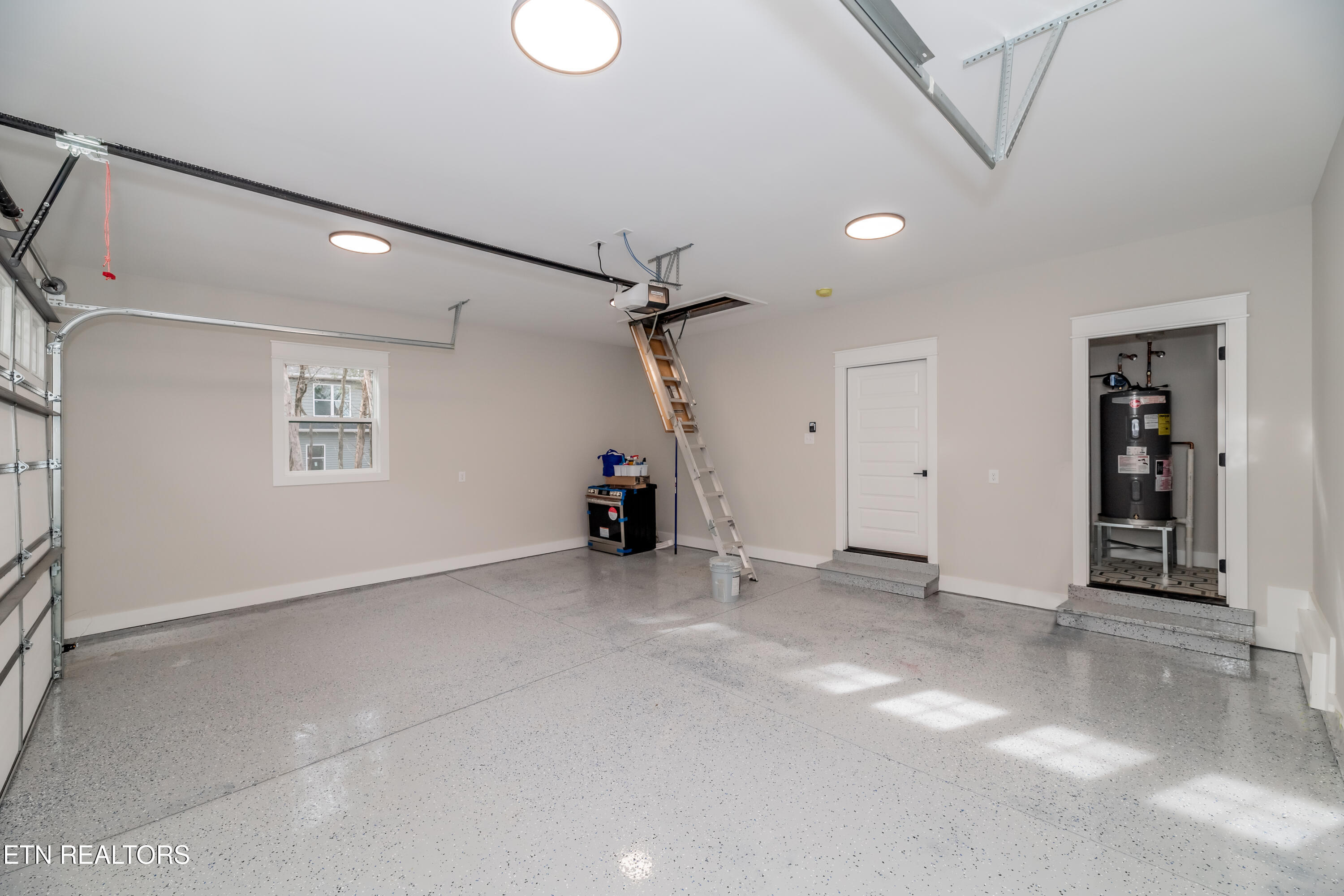 328 Nuhya Lane Loudon TN 37774
