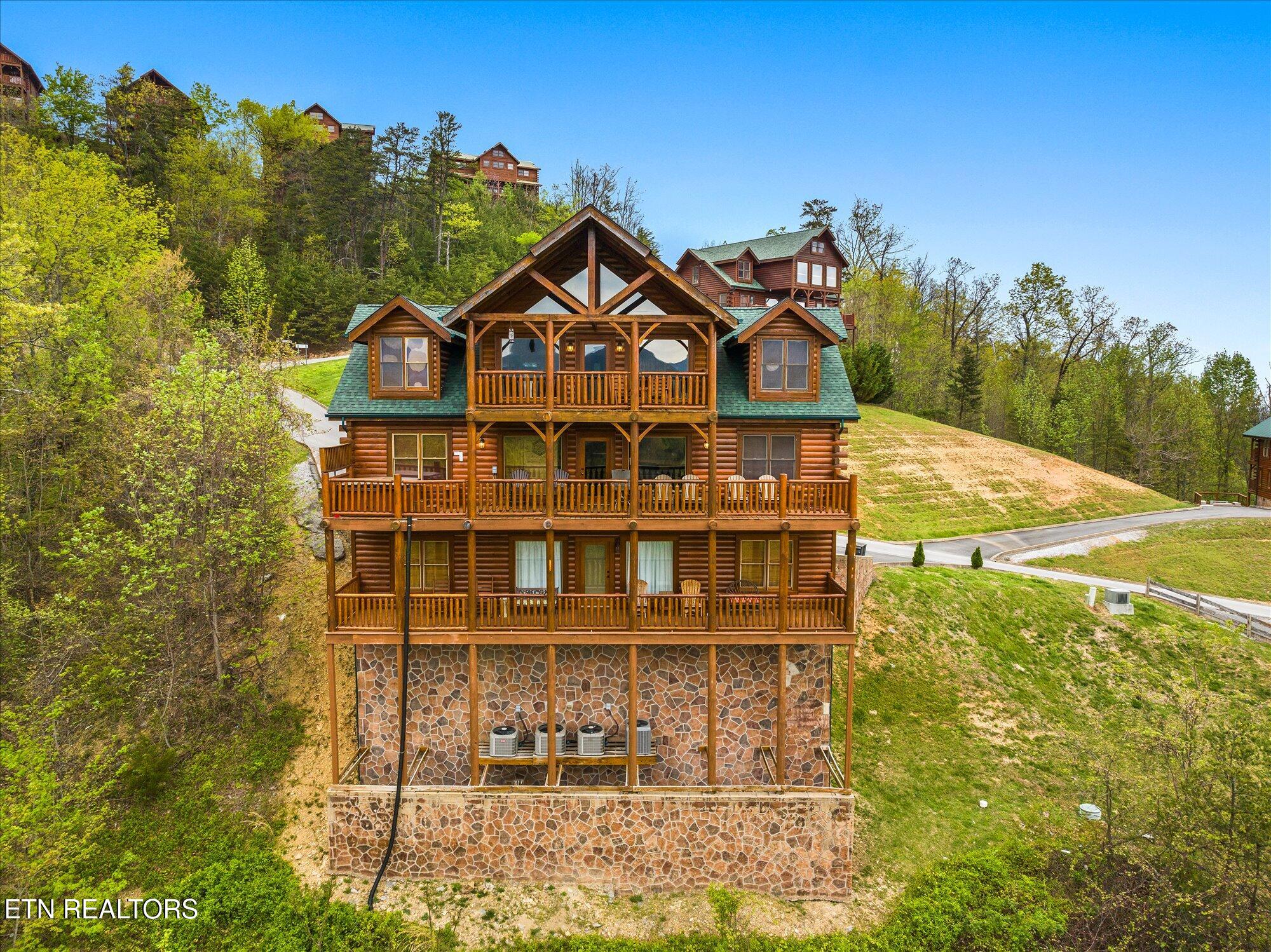 2722 Mountain Perserve Drive Sevierville TN 37862