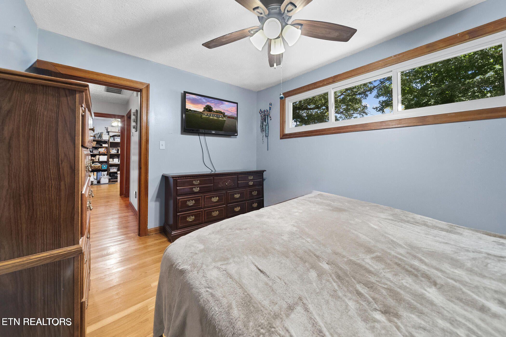 1016 Swan Pond Circle Road Harriman TN 37748