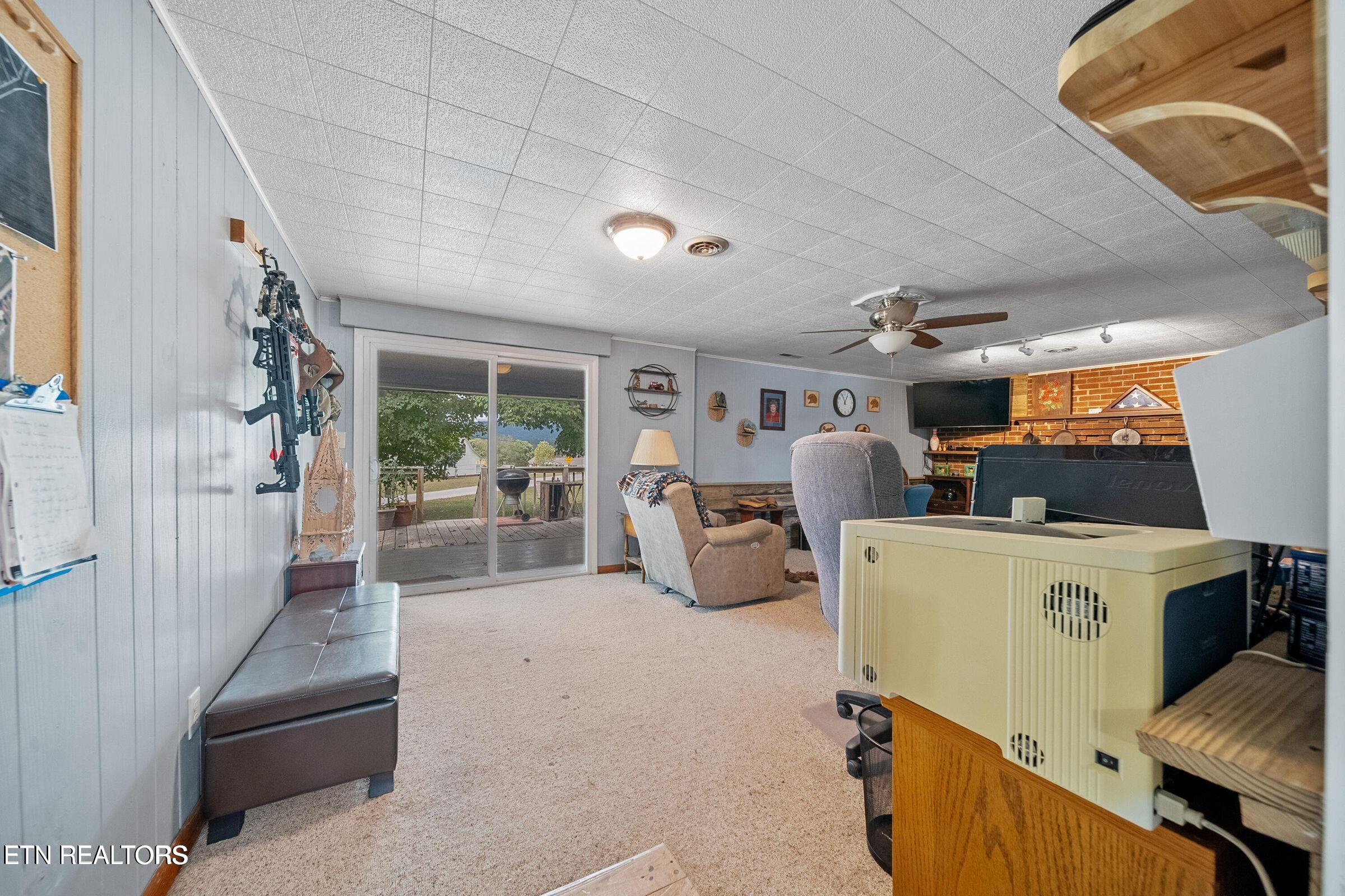 1016 Swan Pond Circle Road Harriman TN 37748