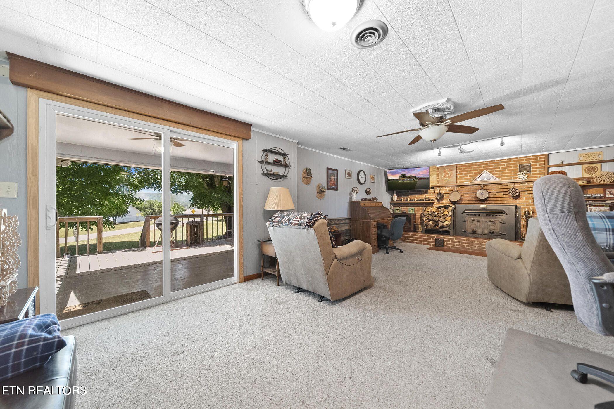 1016 Swan Pond Circle Road Harriman TN 37748