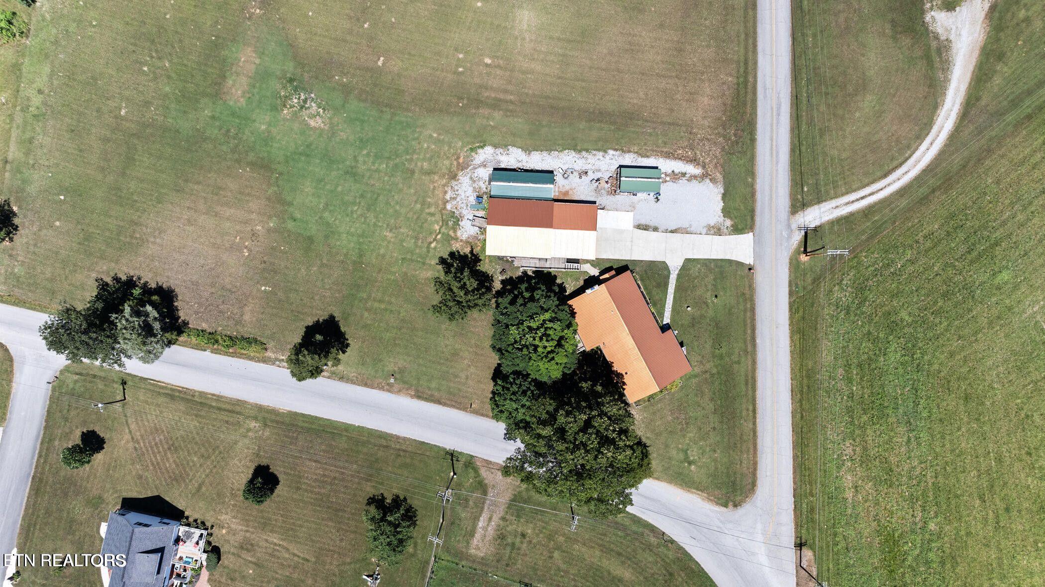 1016 Swan Pond Circle Road Harriman TN 37748