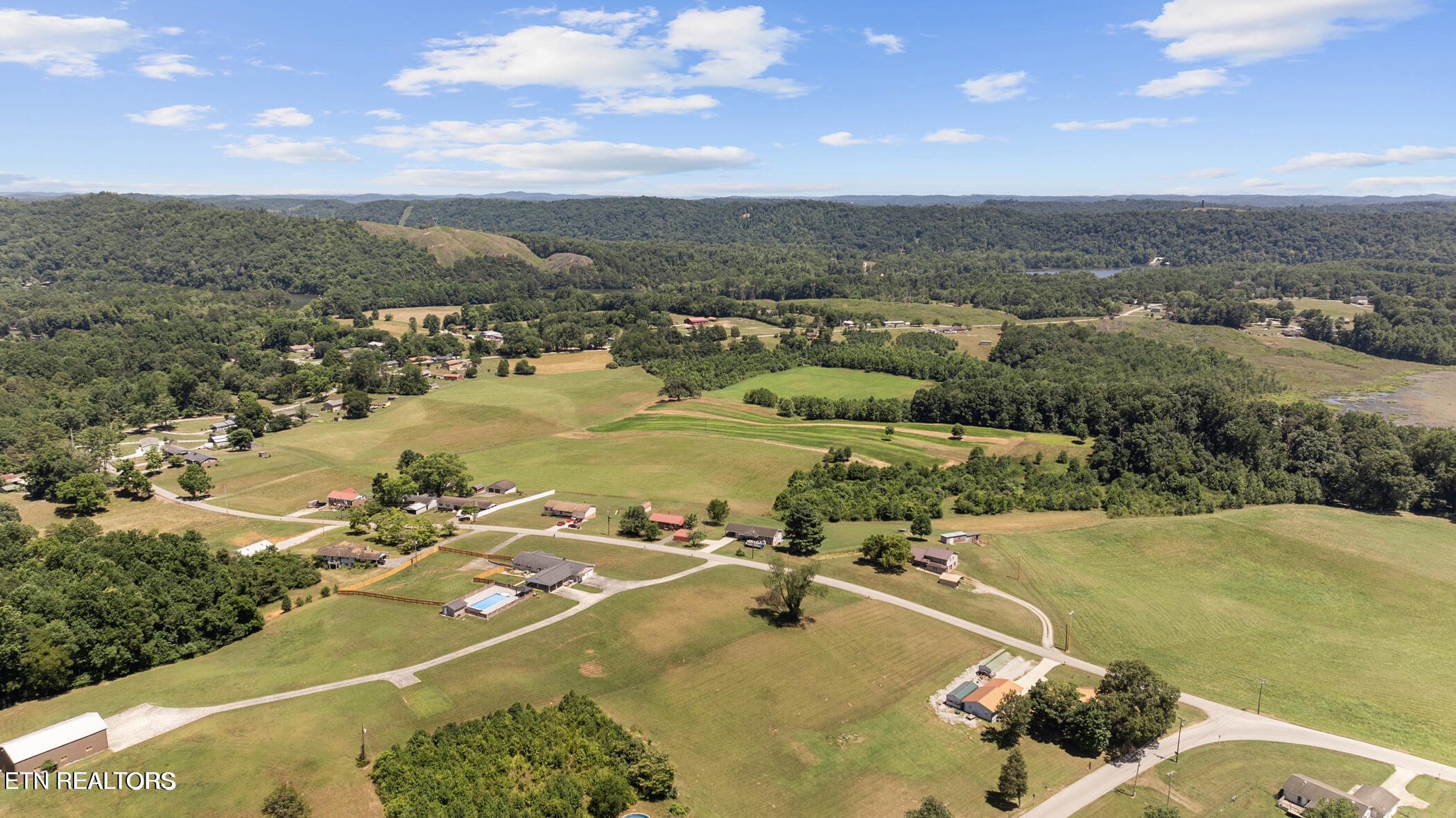 1016 Swan Pond Circle Road Harriman TN 37748