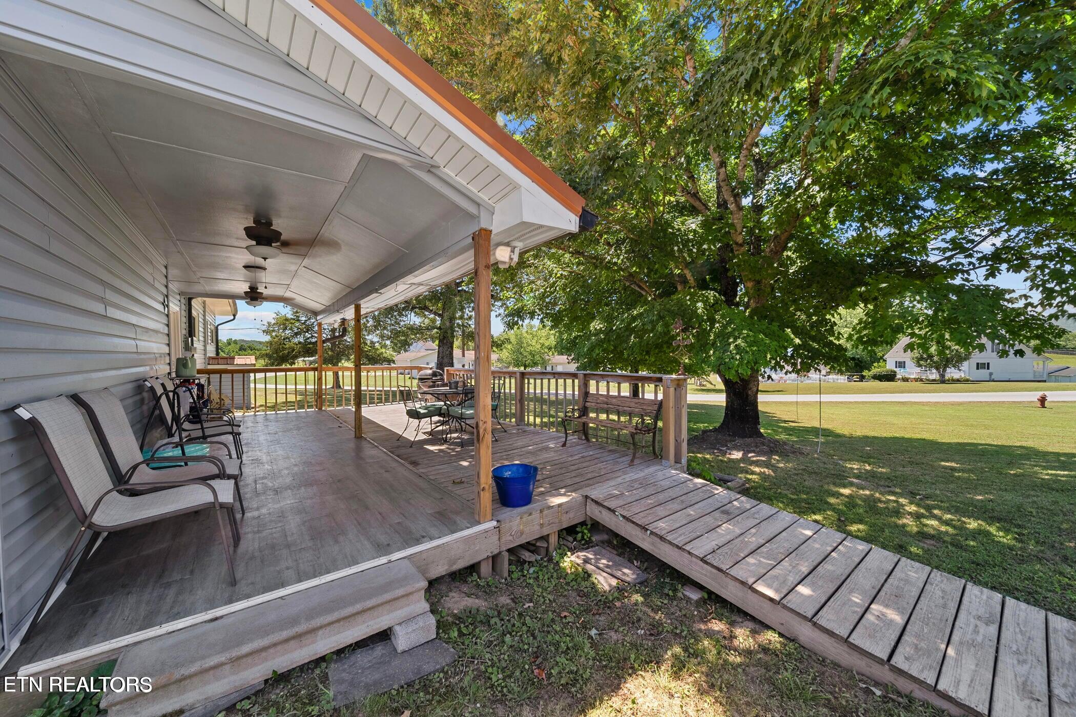 1016 Swan Pond Circle Road Harriman TN 37748