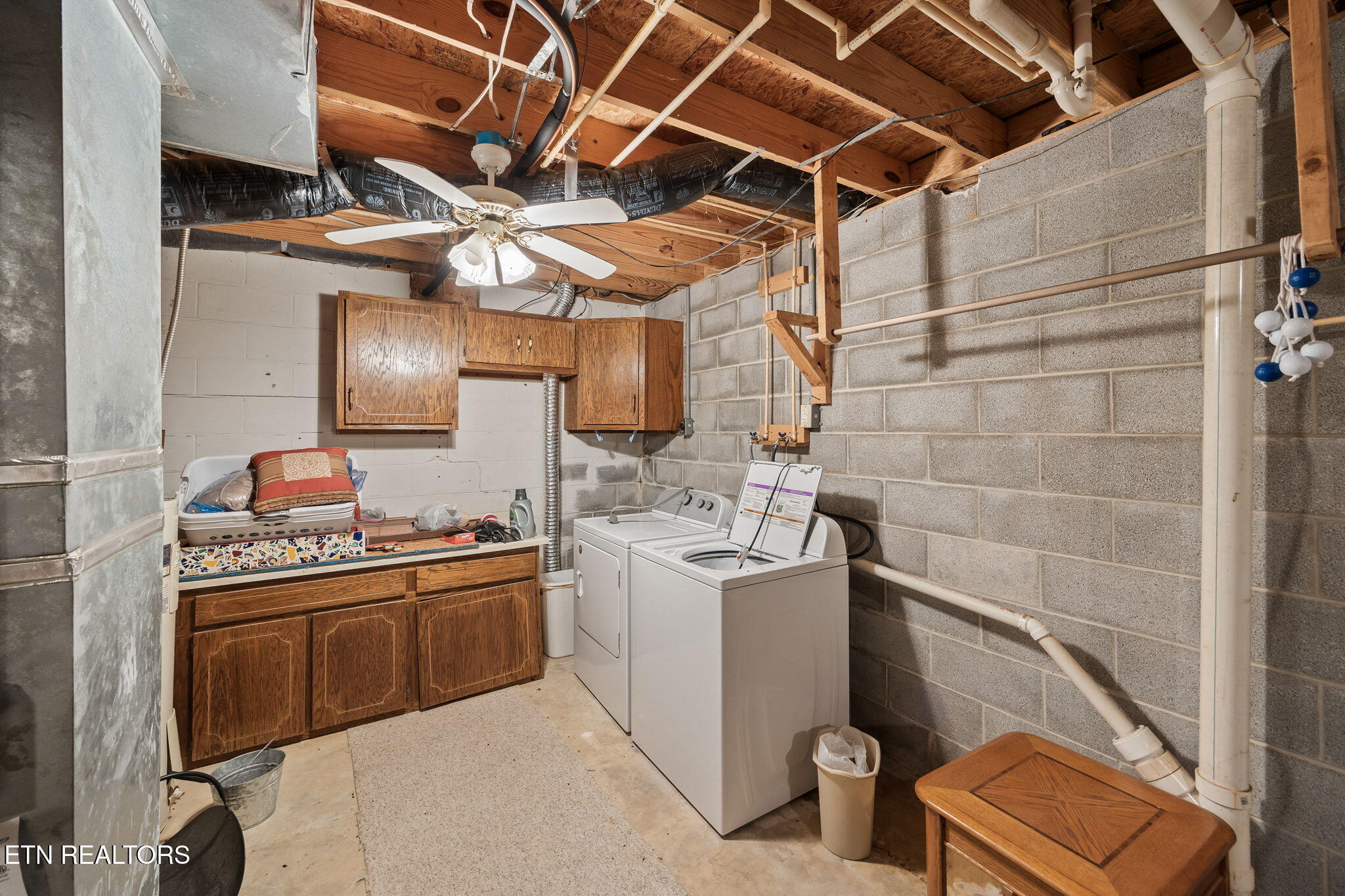 107 Lakeview Spur Byrdstown TN 38549