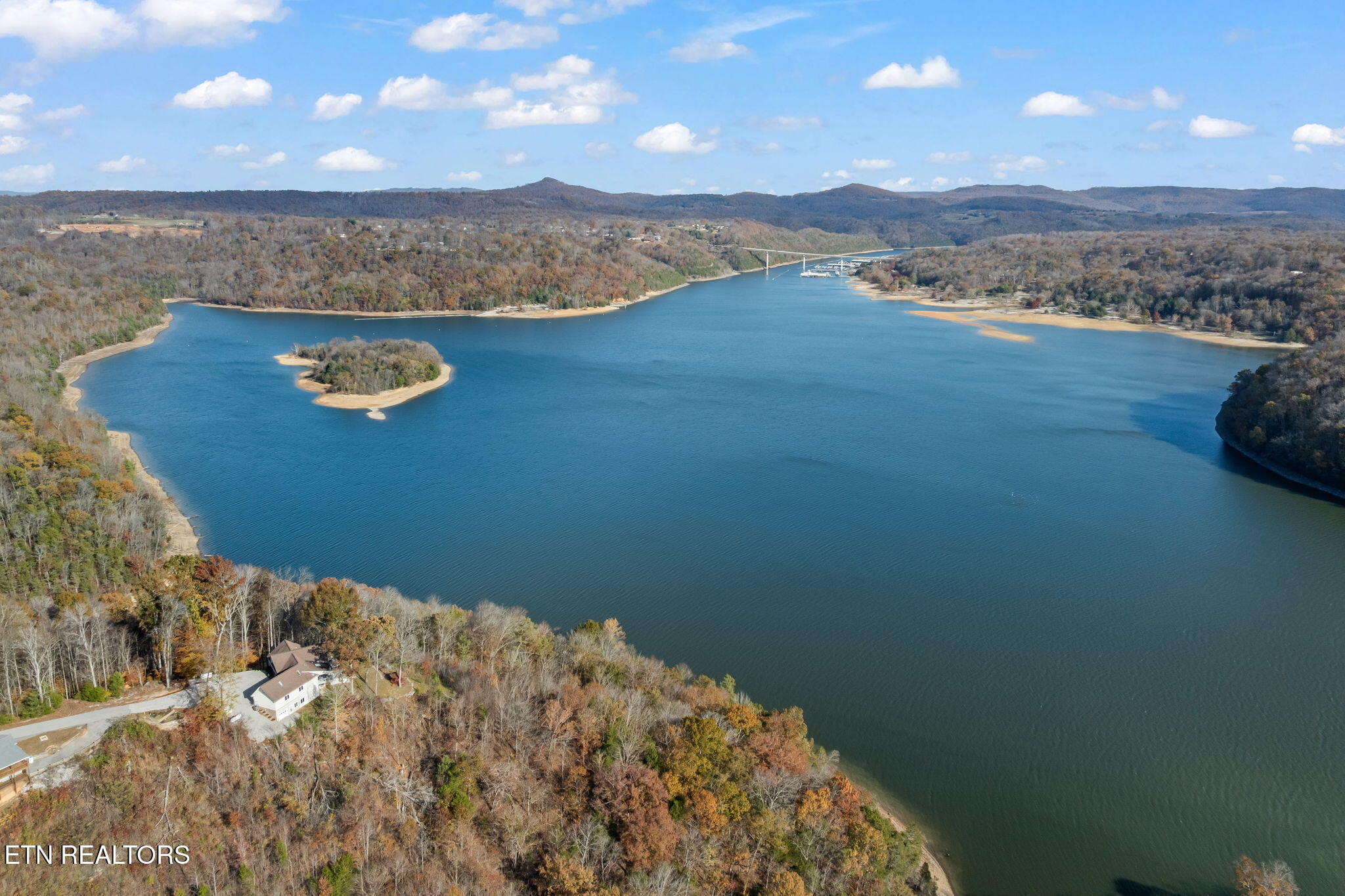 107 Lakeview Spur Byrdstown TN 38549