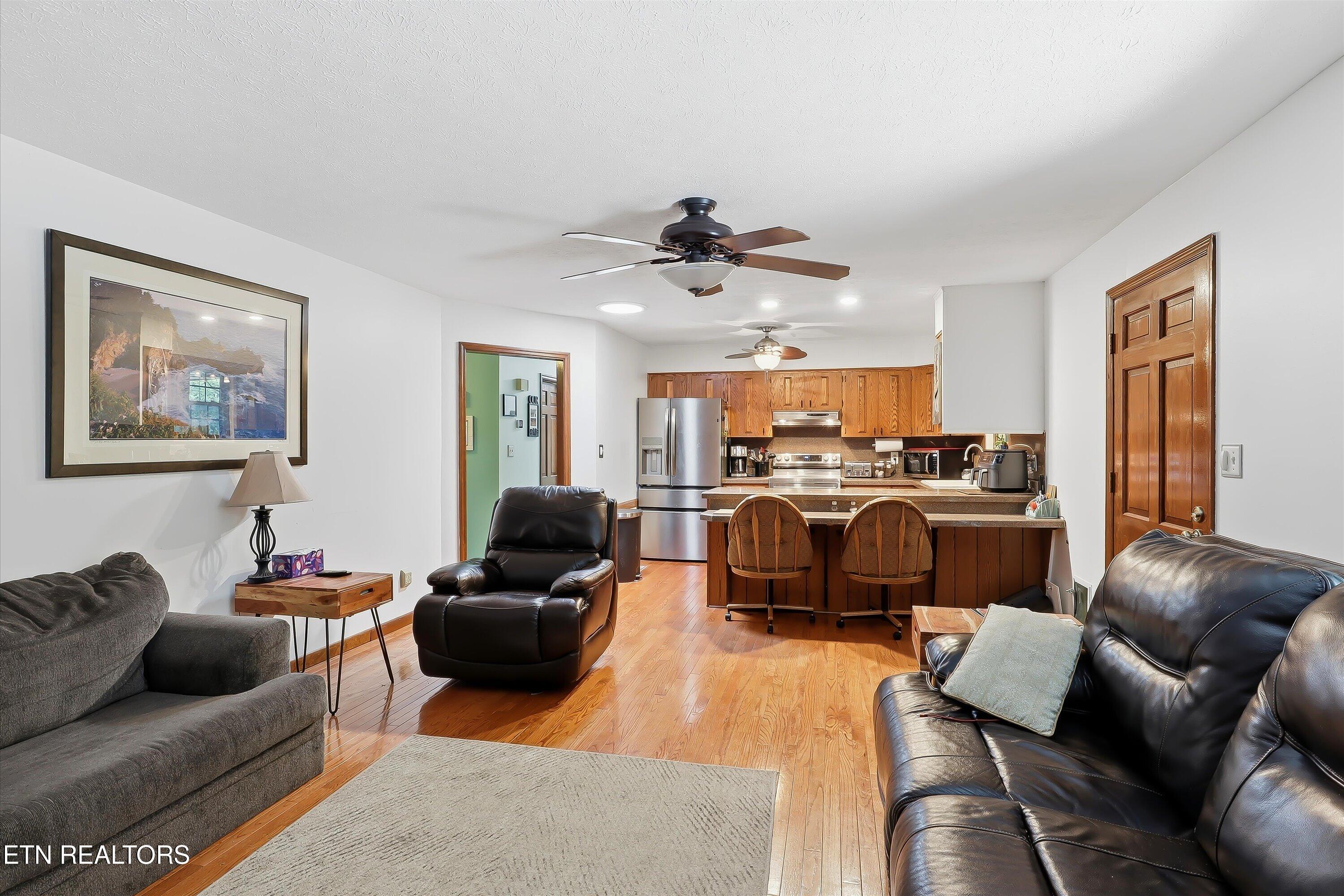 2337 Evergreen Road Louisville TN 37777