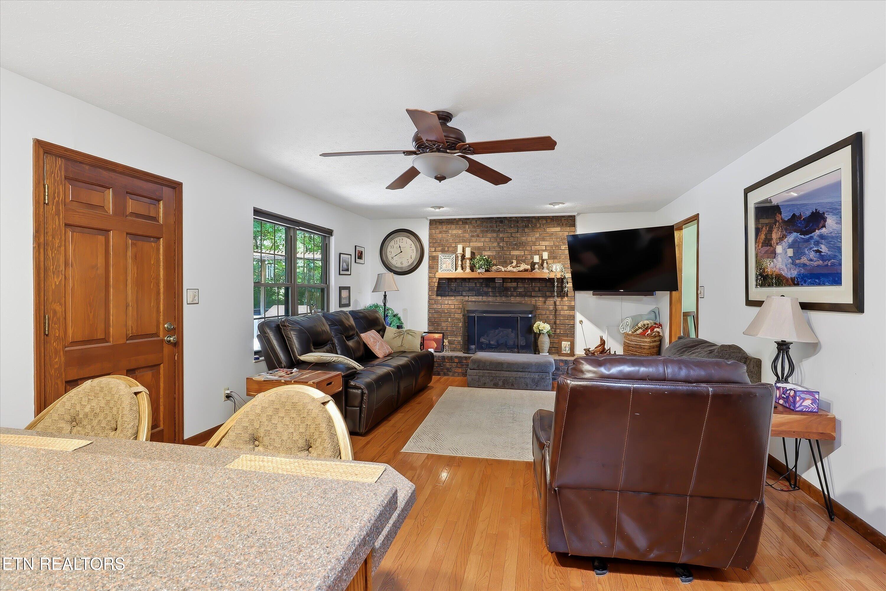 2337 Evergreen Road Louisville TN 37777