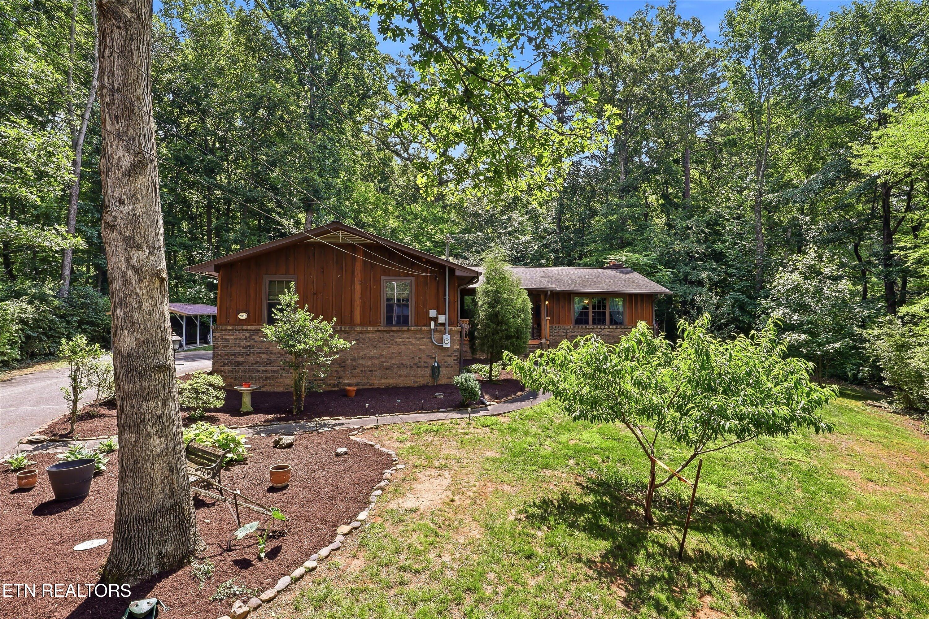 2337 Evergreen Road Louisville TN 37777
