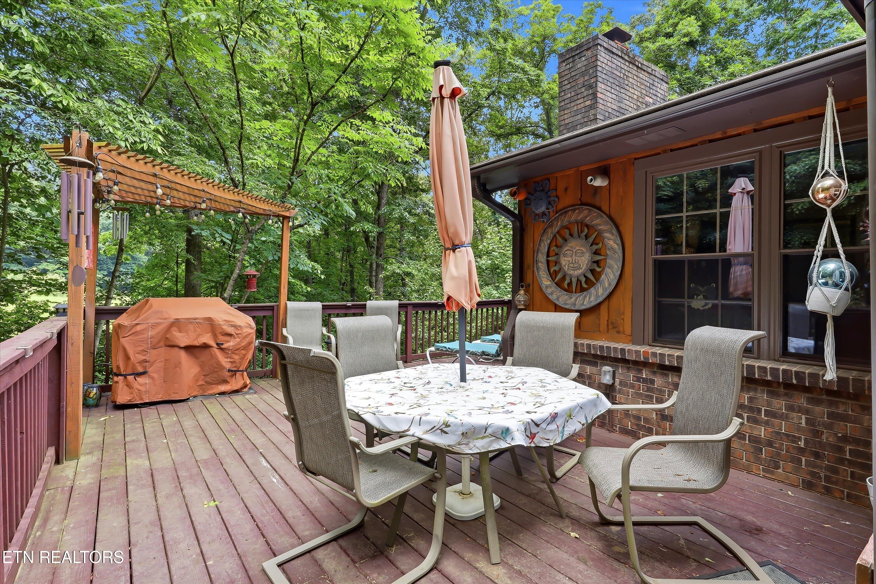 2337 Evergreen Road Louisville TN 37777