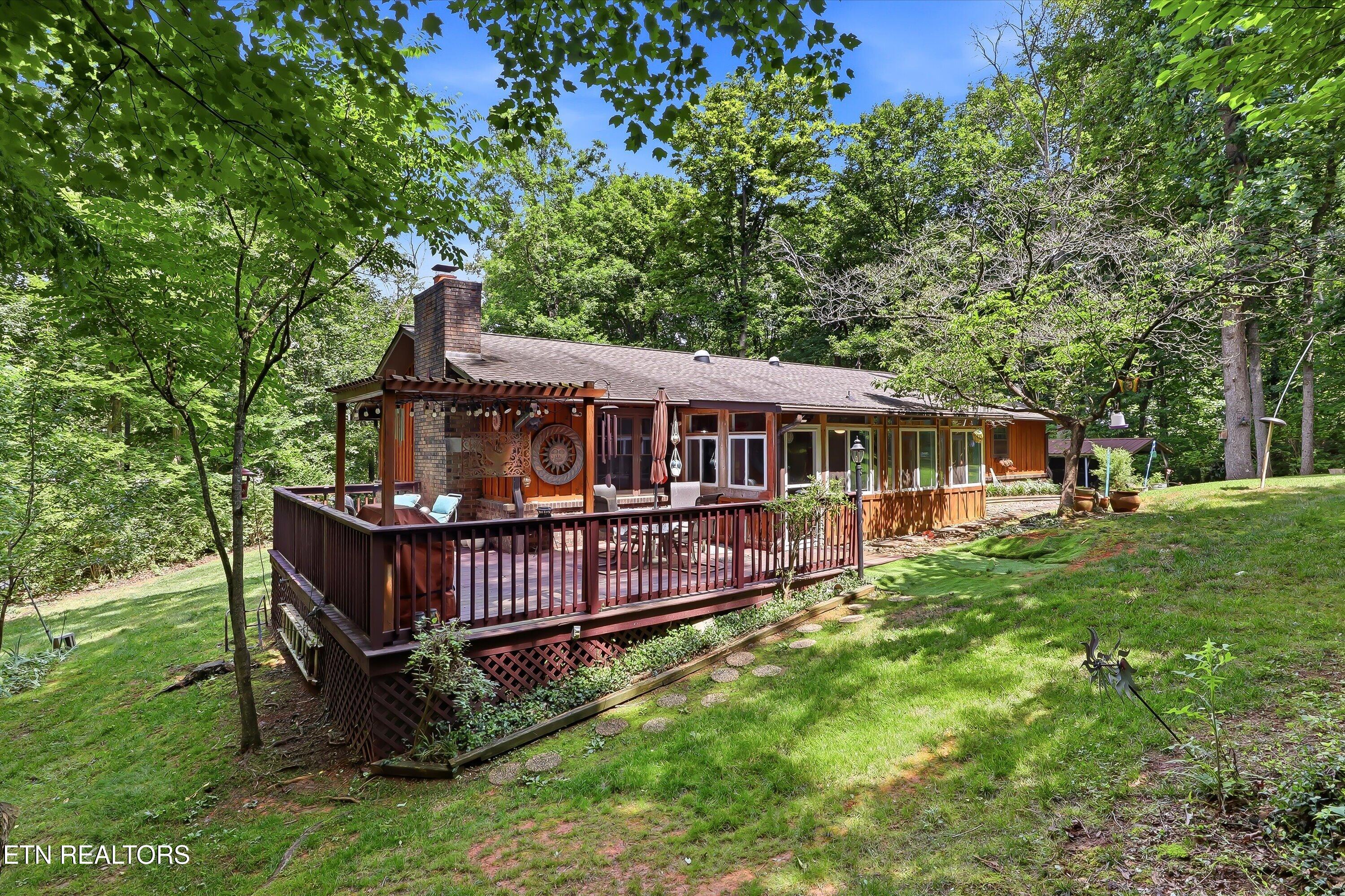 2337 Evergreen Road Louisville TN 37777