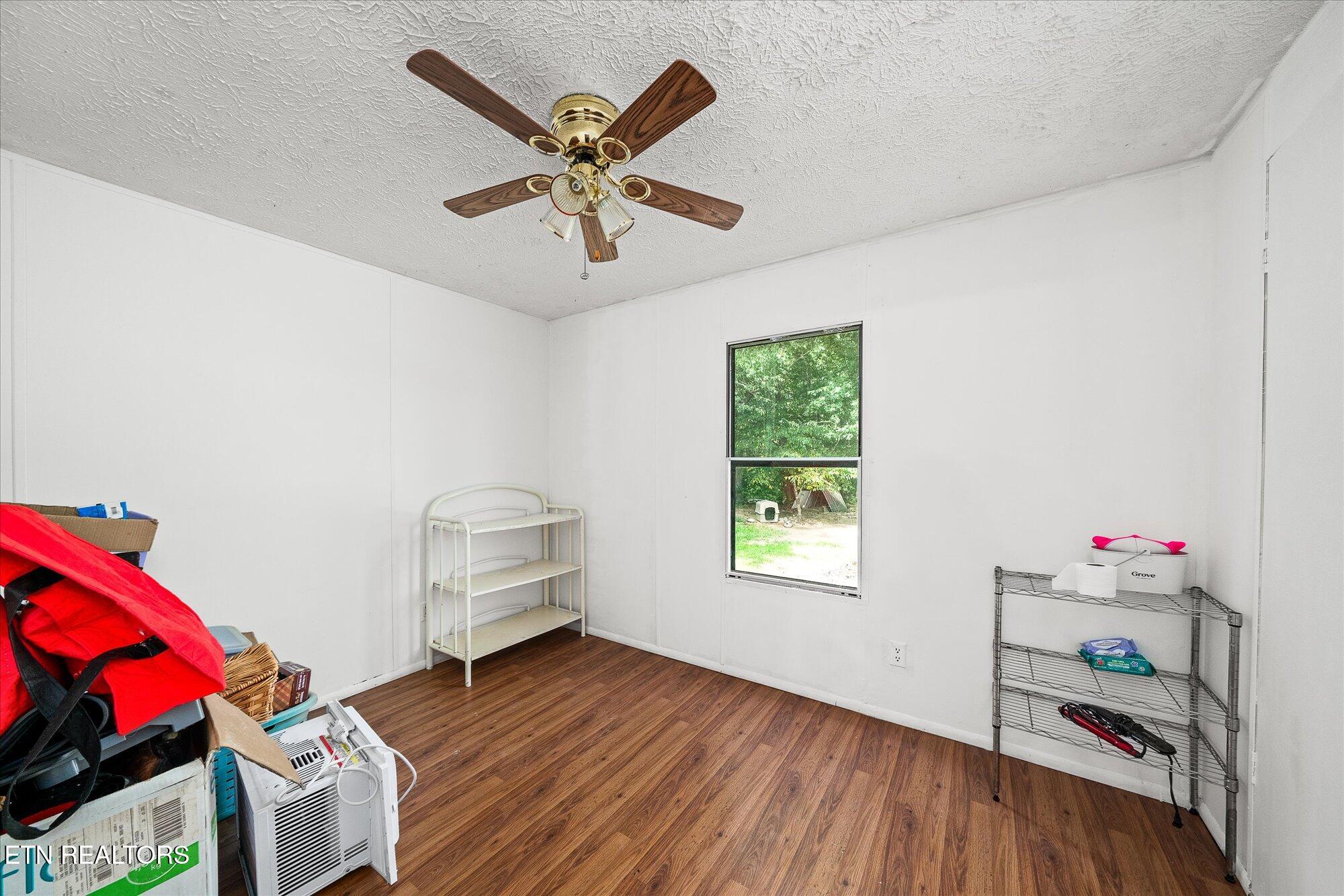 2152 Alloway Road Grandview TN 37337