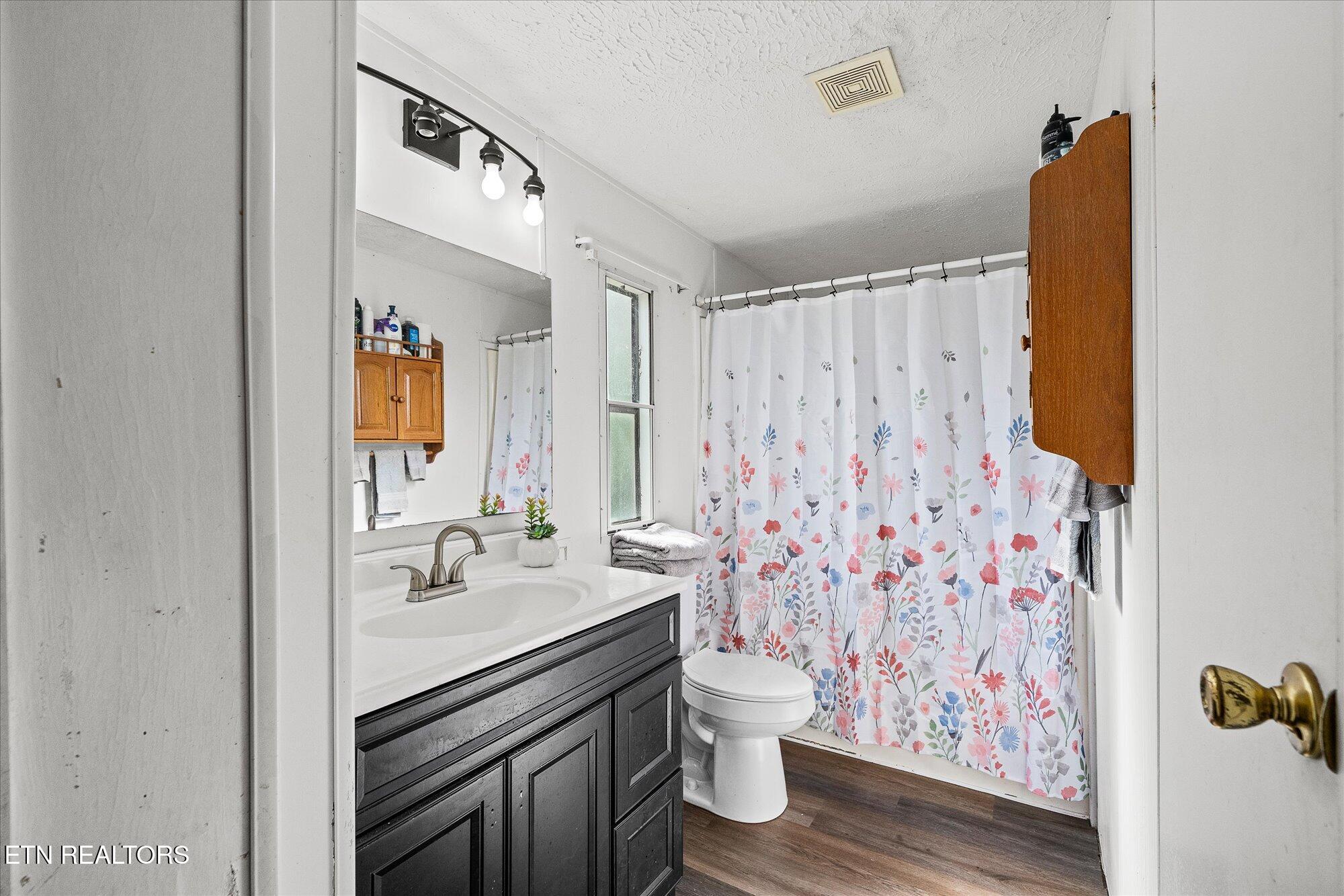 2152 Alloway Road Grandview TN 37337