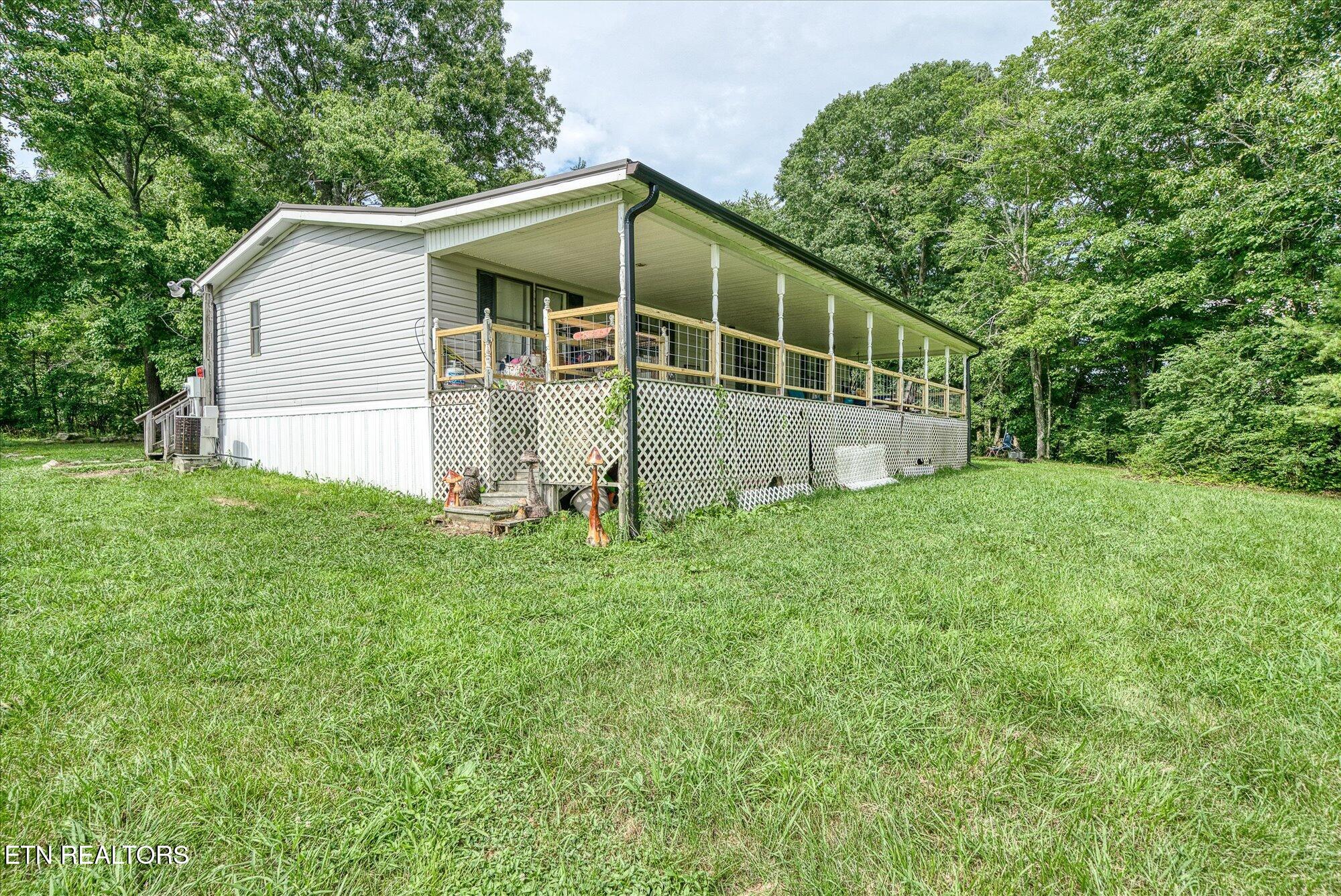 2152 Alloway Road Grandview TN 37337