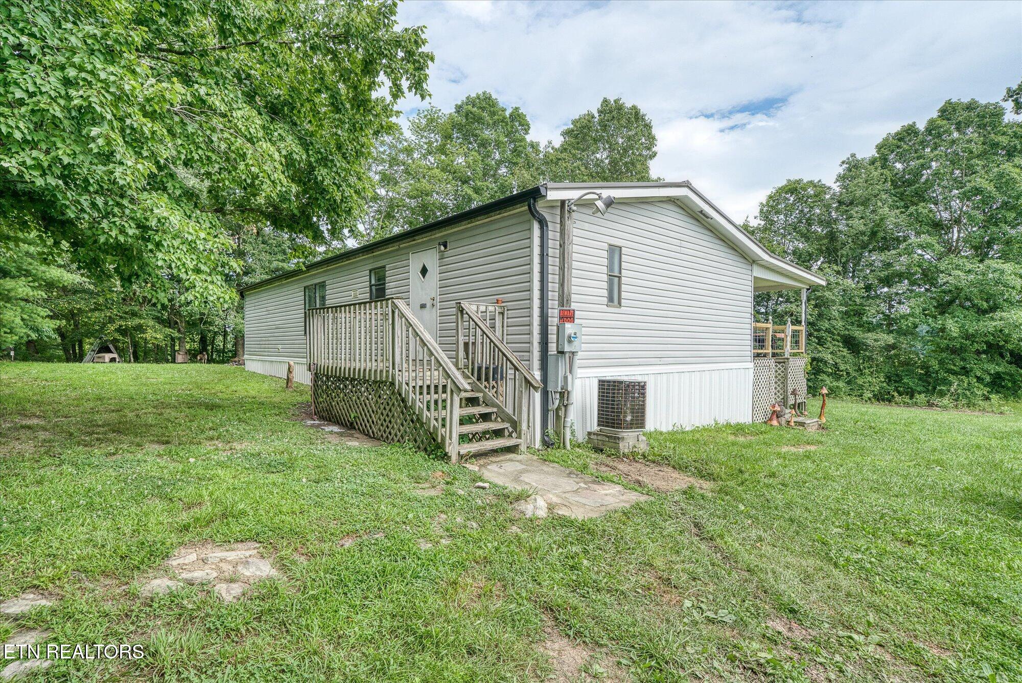 2152 Alloway Road Grandview TN 37337