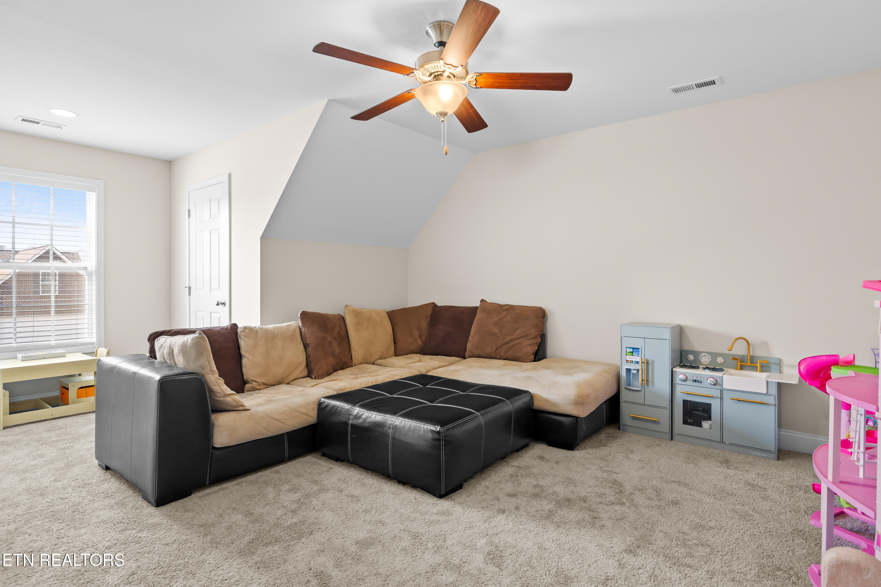 3322 Song Sparrow Drive Maryville TN 37803