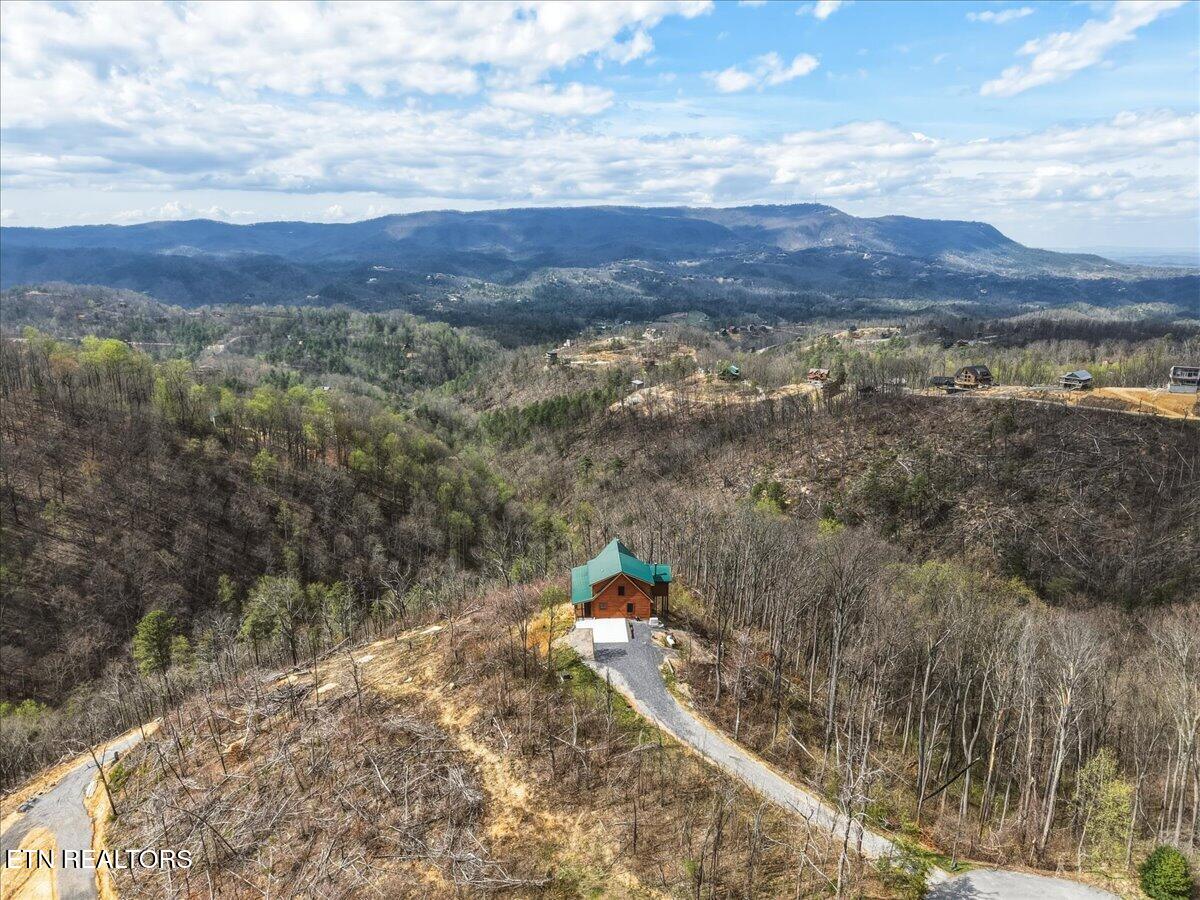 2266 Lone Ridge Drive Sevierville TN 37862