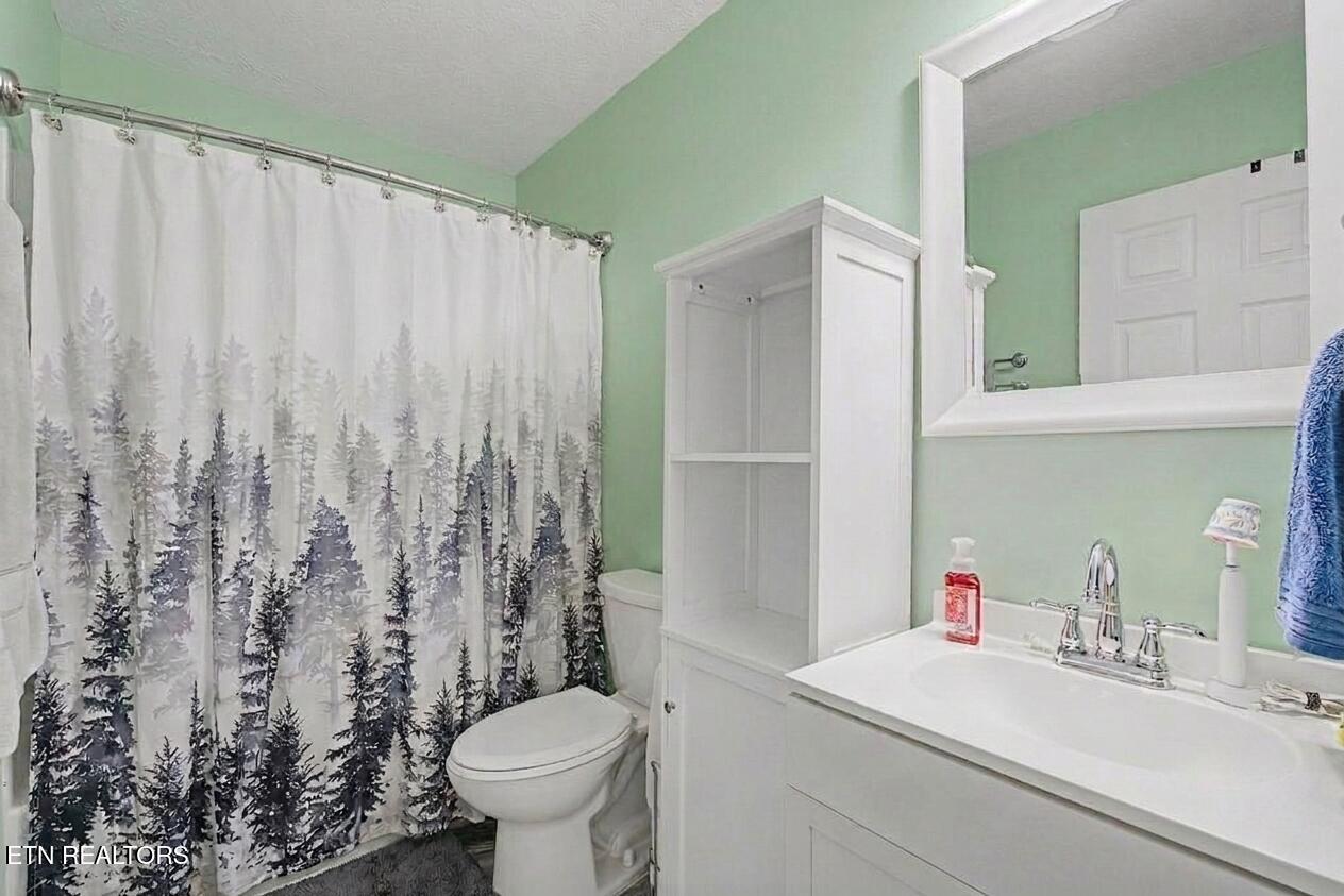 3910 Oakland Drive Knoxville TN 37918