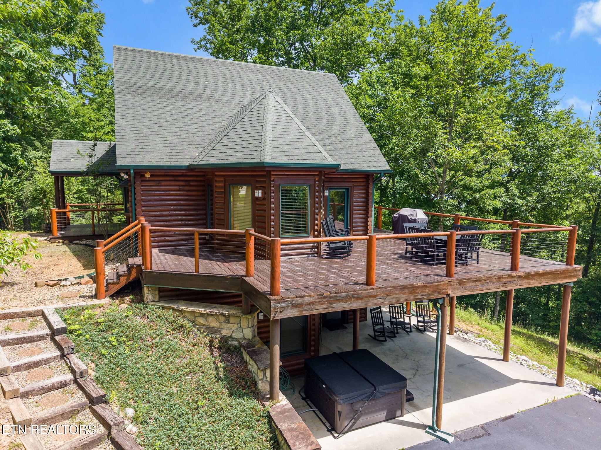 2804 Cedar Falls Way Sevierville TN 37862