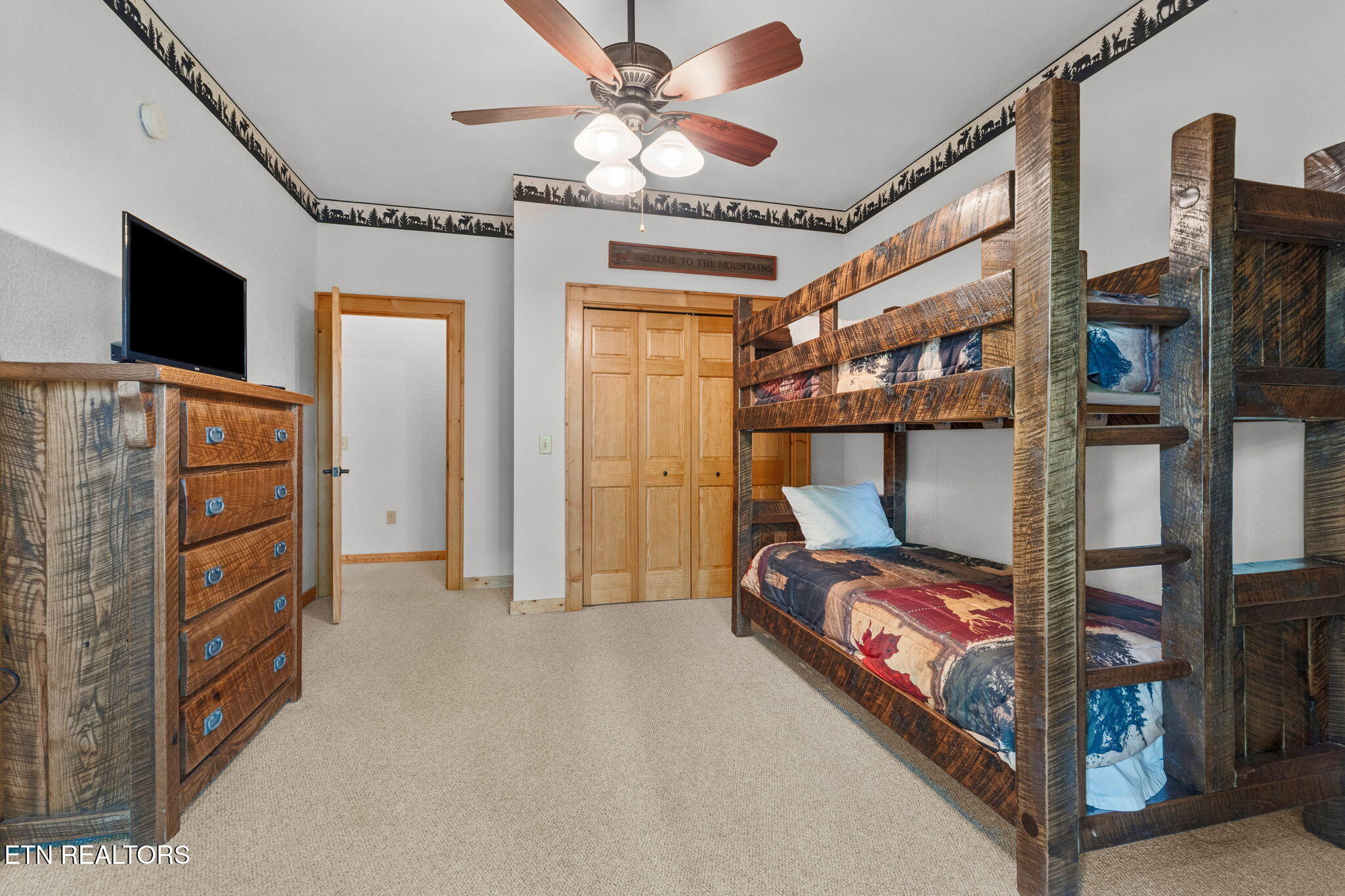 2804 Cedar Falls Way Sevierville TN 37862