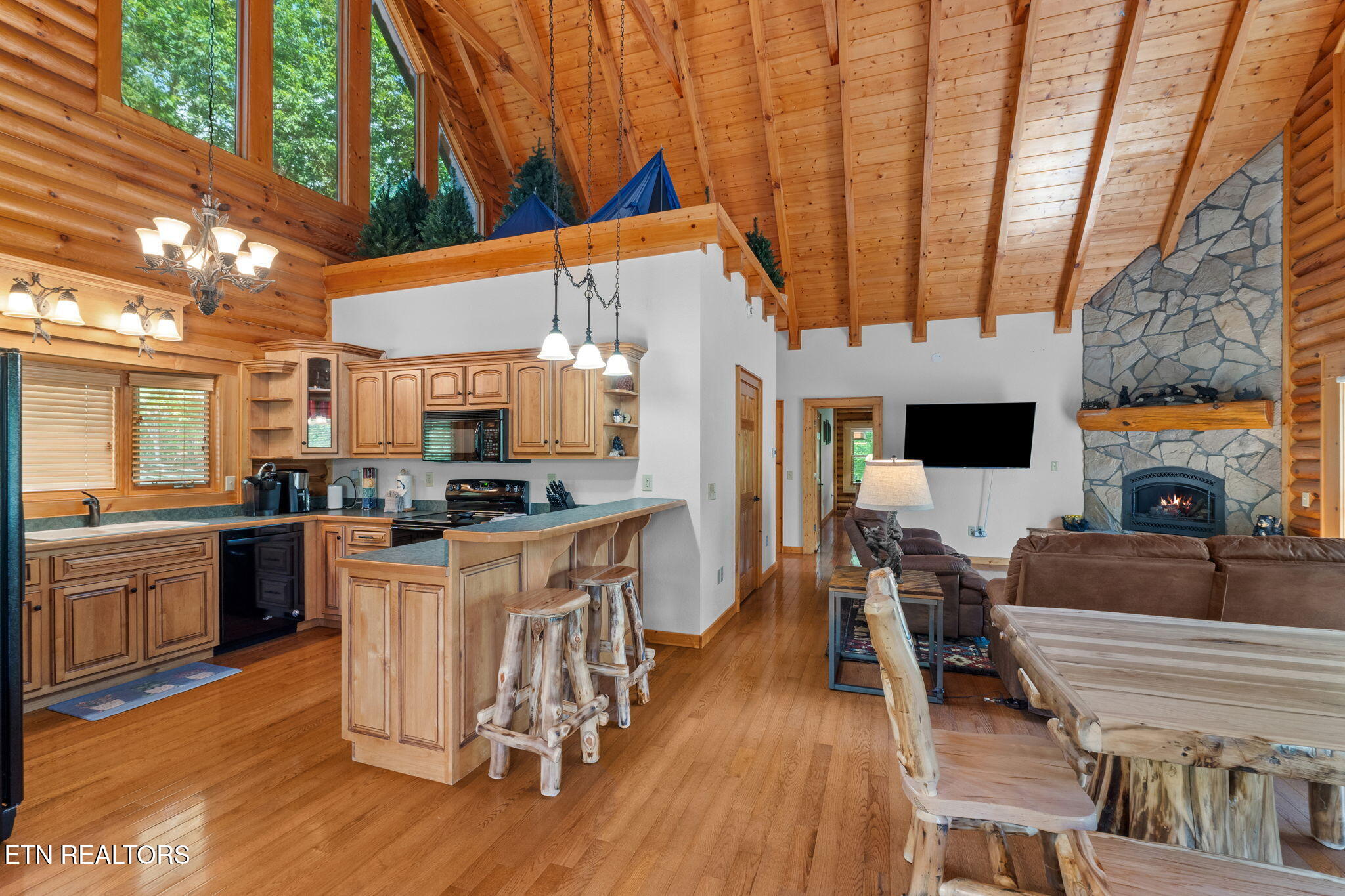 2804 Cedar Falls Way Sevierville TN 37862