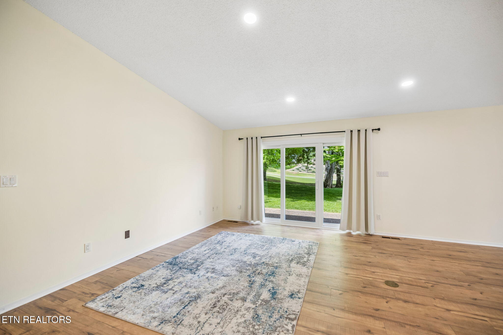212 Tooweka Lane Loudon TN 37774