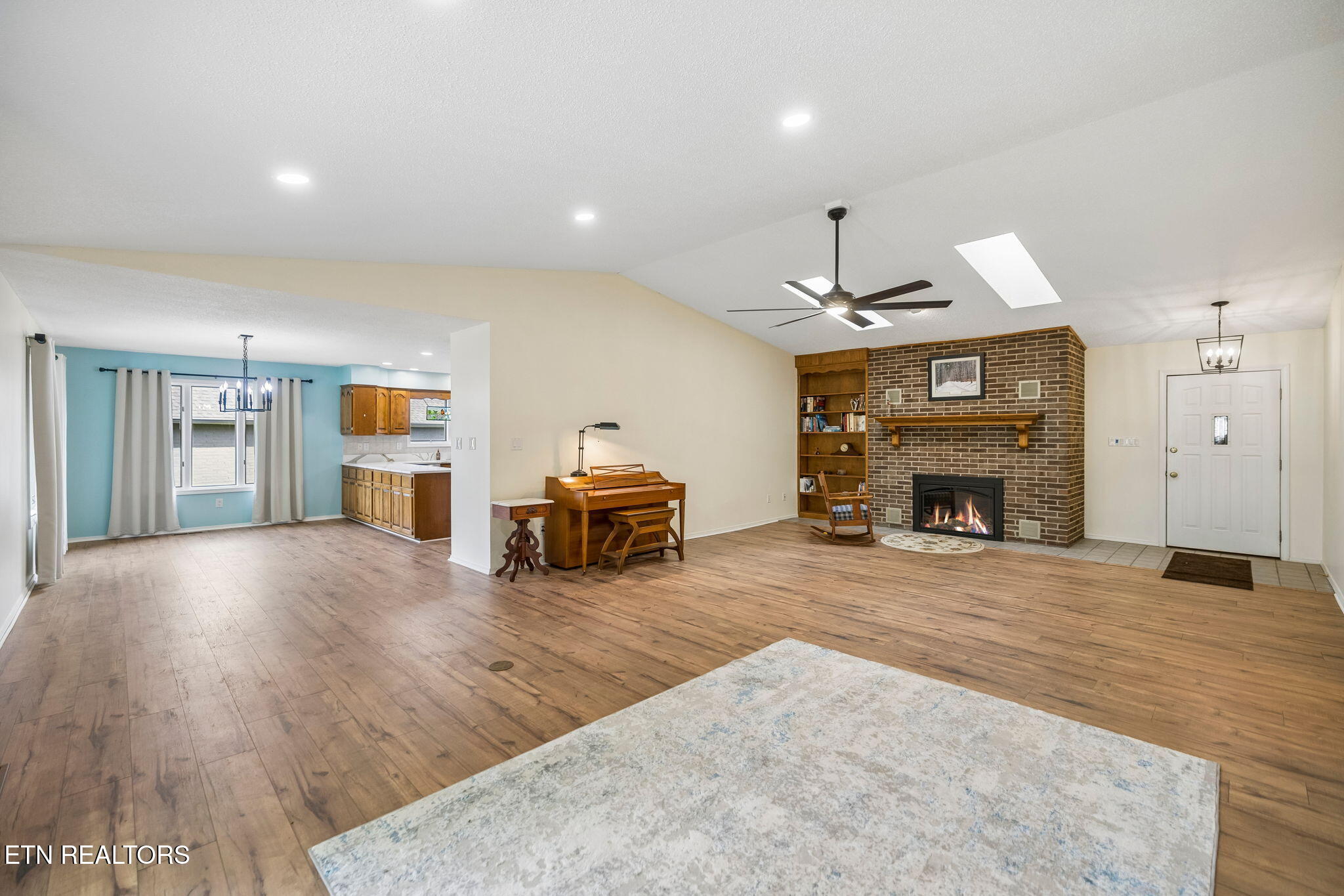212 Tooweka Lane Loudon TN 37774