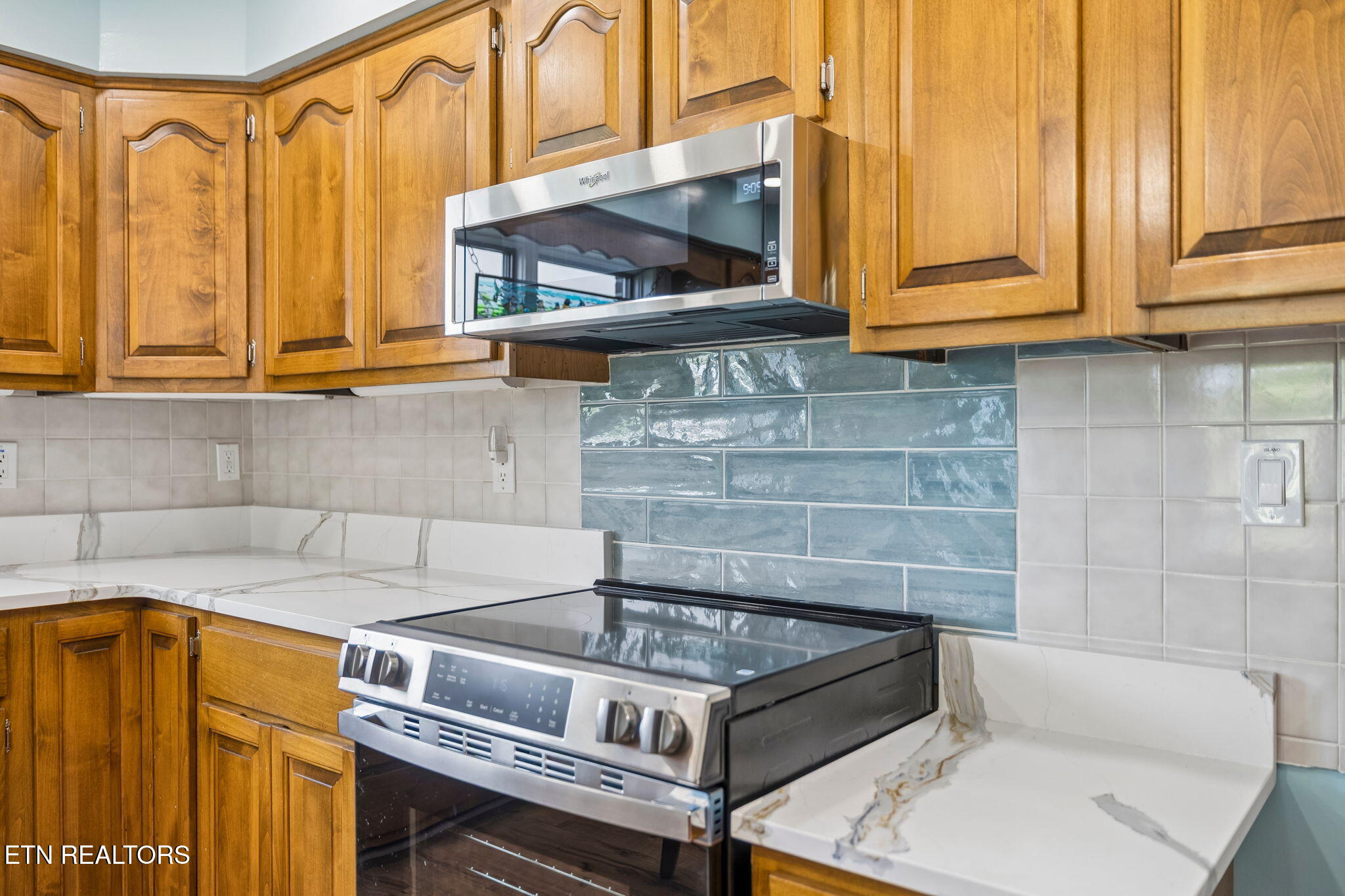 212 Tooweka Lane Loudon TN 37774