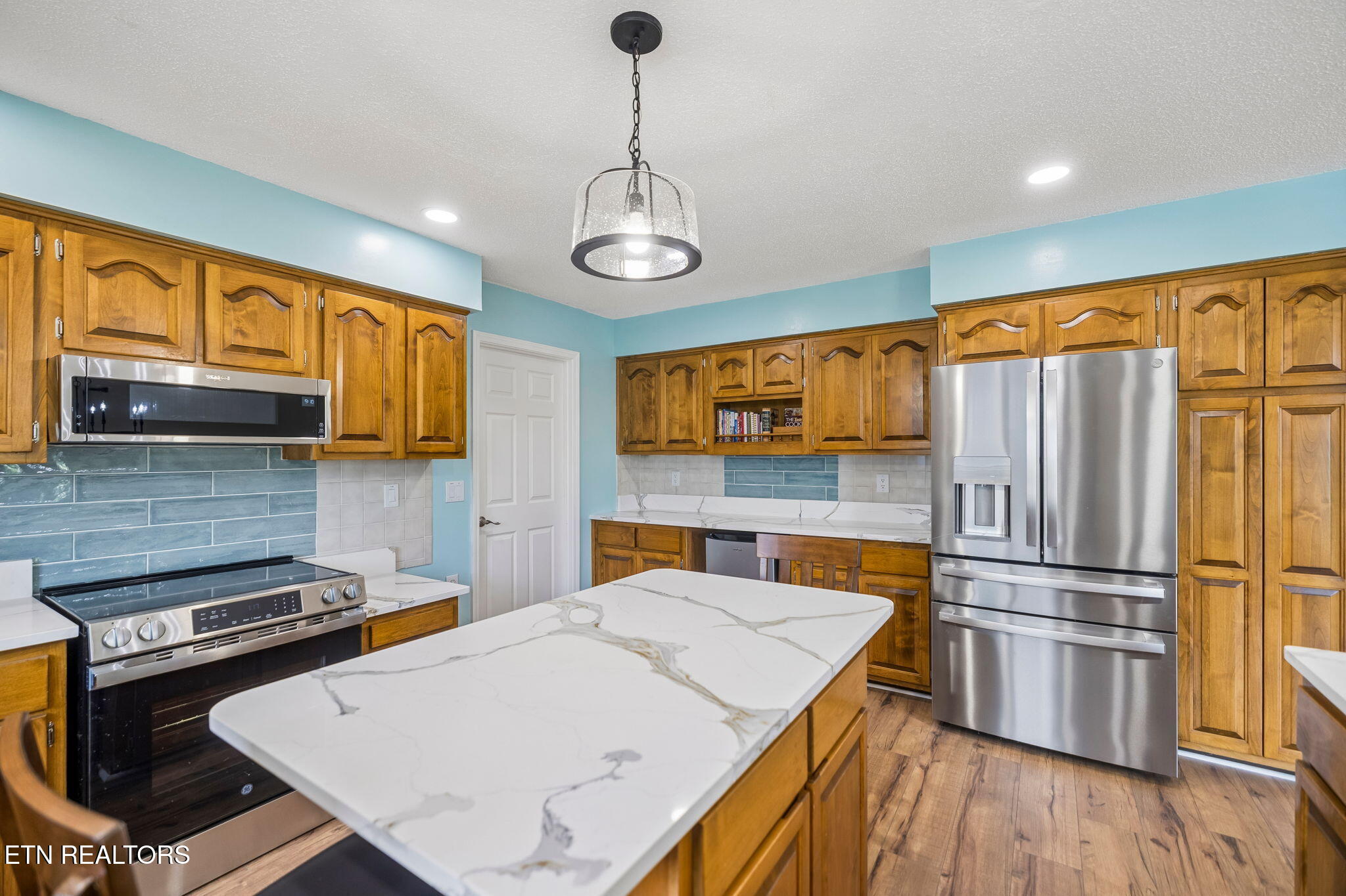212 Tooweka Lane Loudon TN 37774
